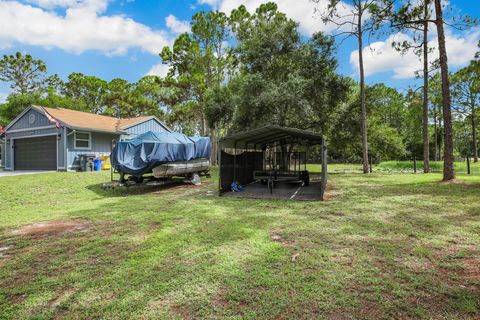 A home in Loxahatchee