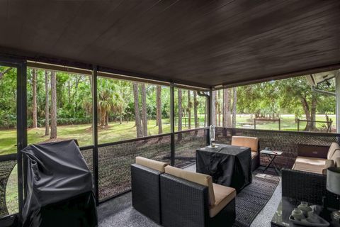 A home in Loxahatchee