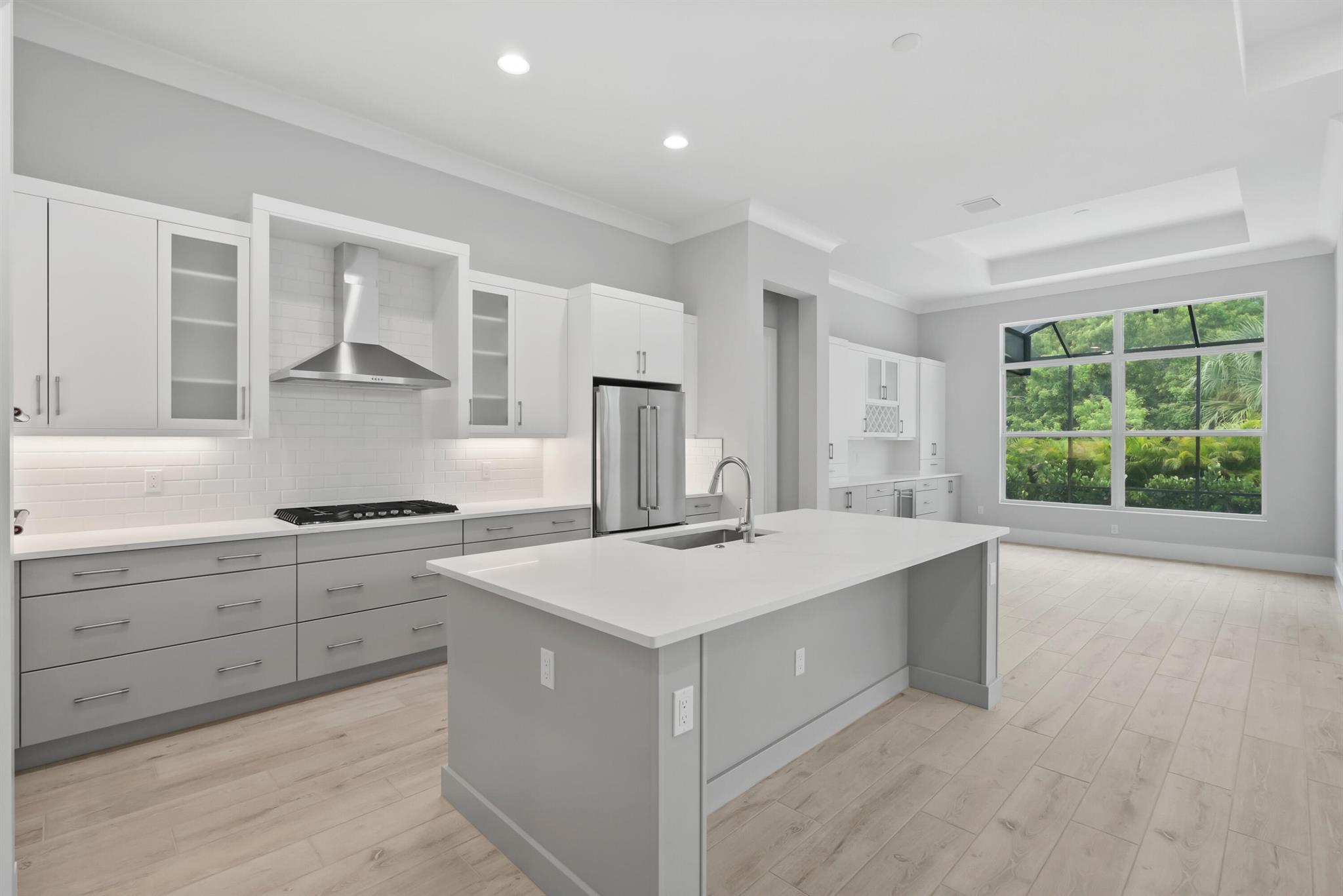 LUCAYA POINTE - PHASE 2 - Residential