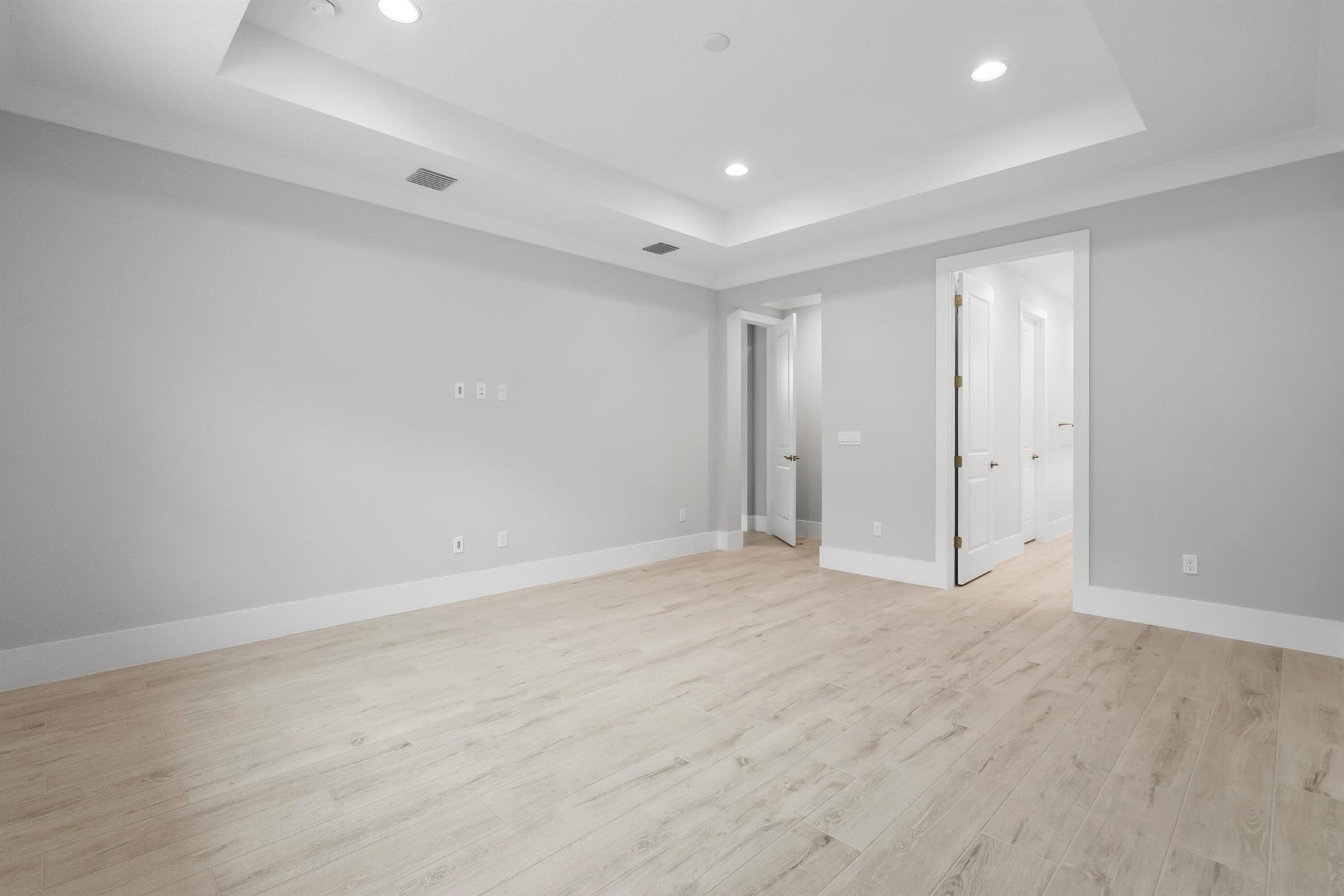 LUCAYA POINTE - PHASE 2 - Residential