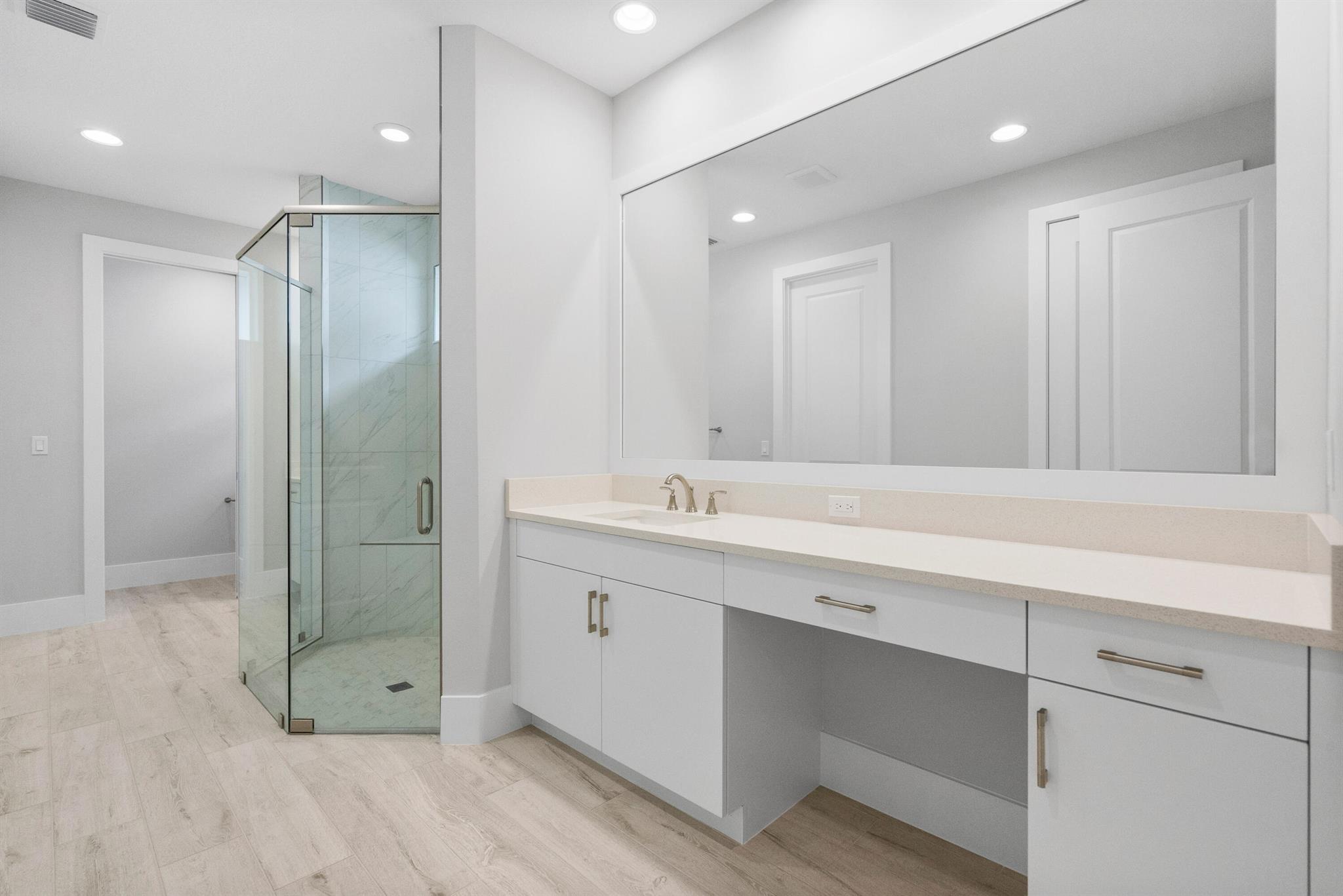 LUCAYA POINTE - PHASE 2 - Residential