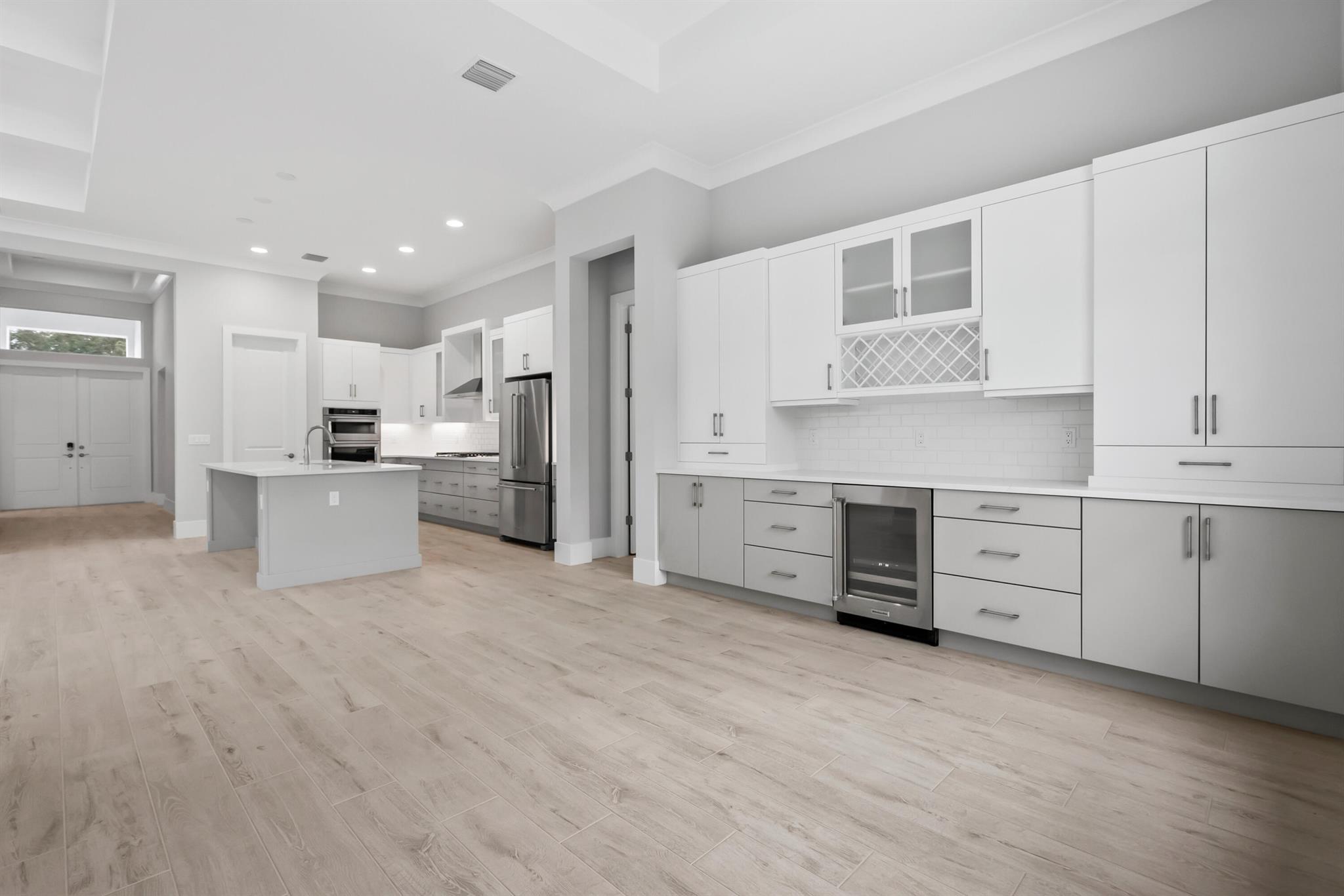 LUCAYA POINTE - PHASE 2 - Residential
