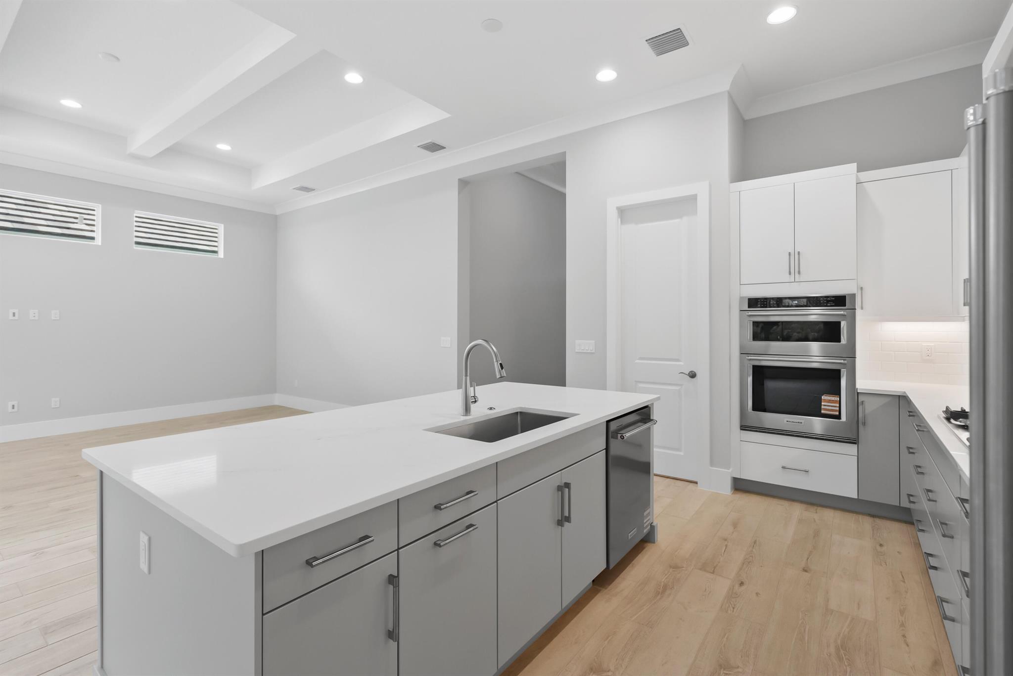 LUCAYA POINTE - PHASE 2 - Residential