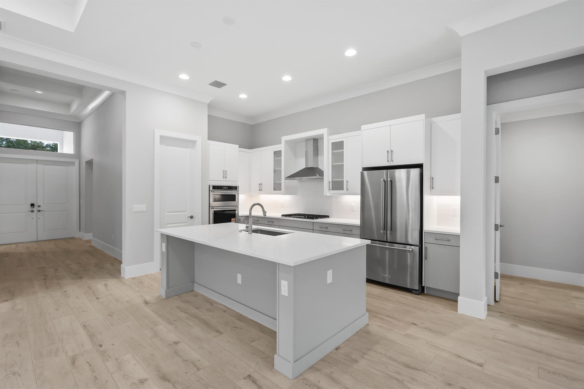 LUCAYA POINTE - PHASE 2 - Residential