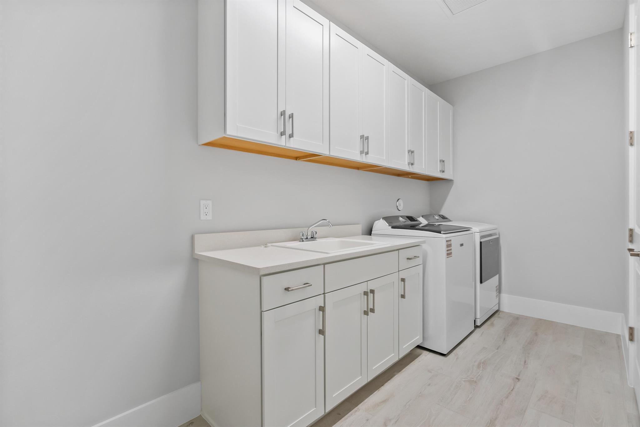 LUCAYA POINTE - PHASE 2 - Residential