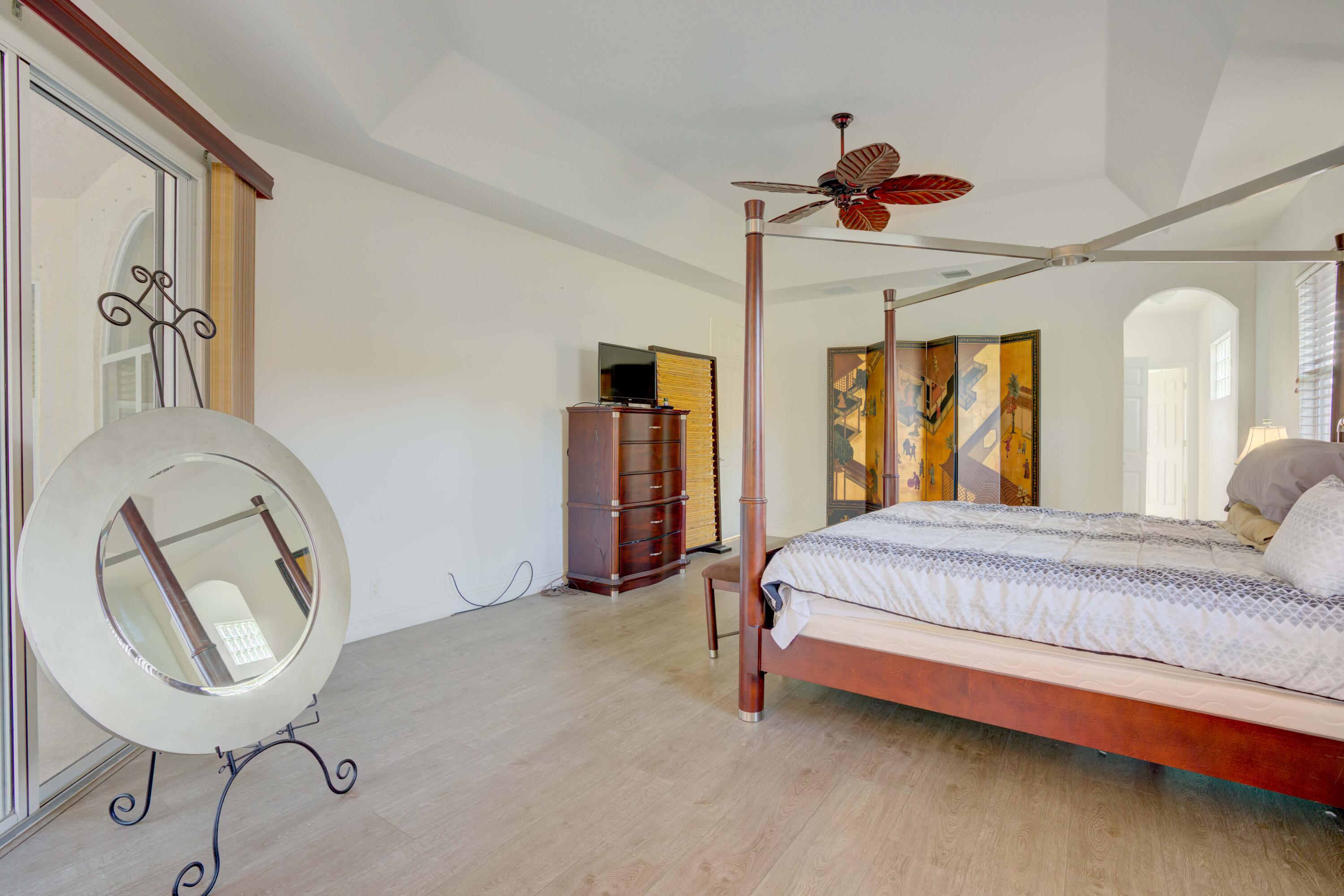 SAWGRASS LAKES PHASE 2 - Residential