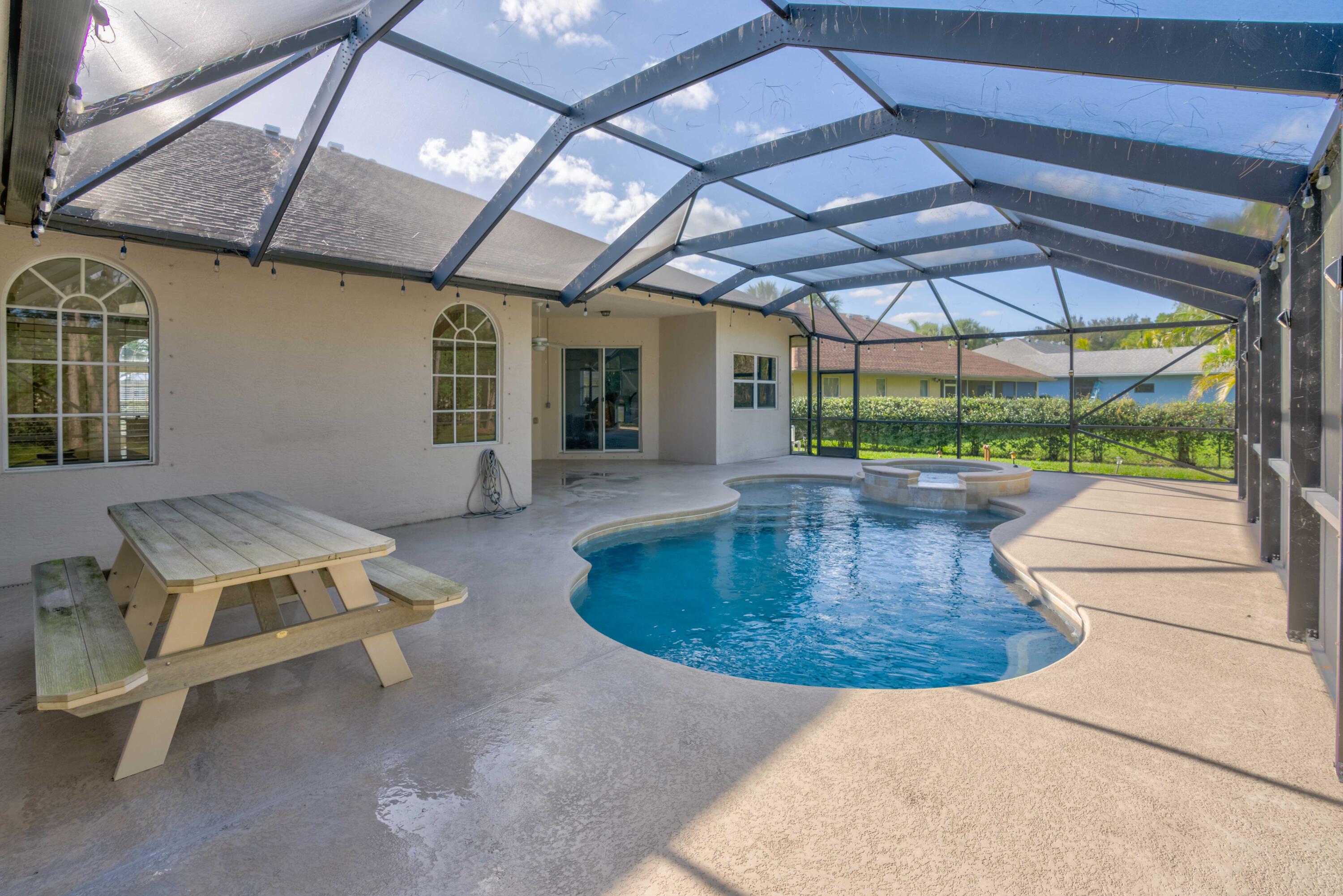 SAWGRASS LAKES PHASE 2 - Residential