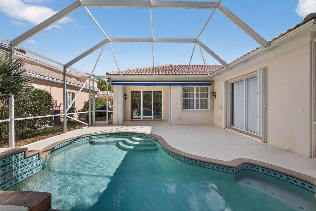 Photo of 234 San Remo Drive, Jupiter, FL 33458 (MLS # R11153131)