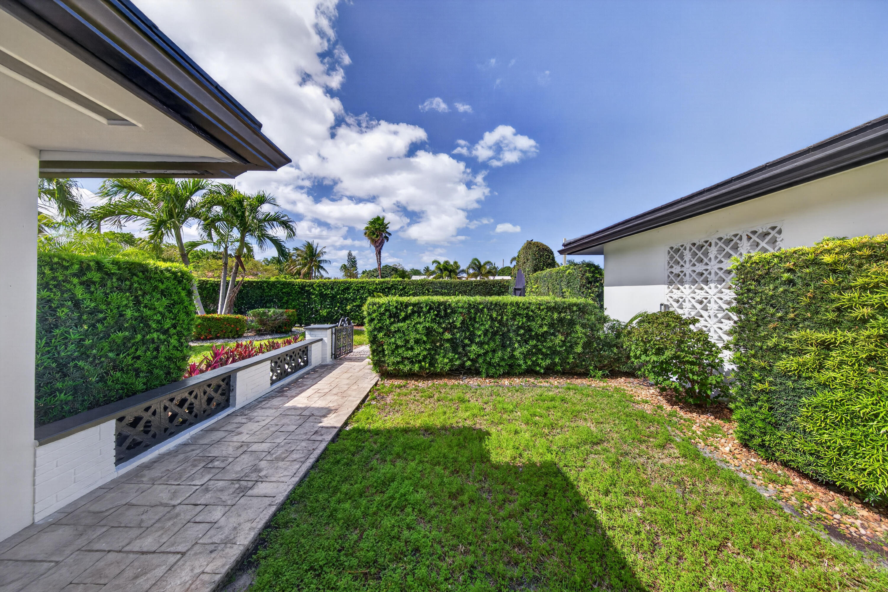 ROYAL OAK HILLS 2ND SEC - Residential