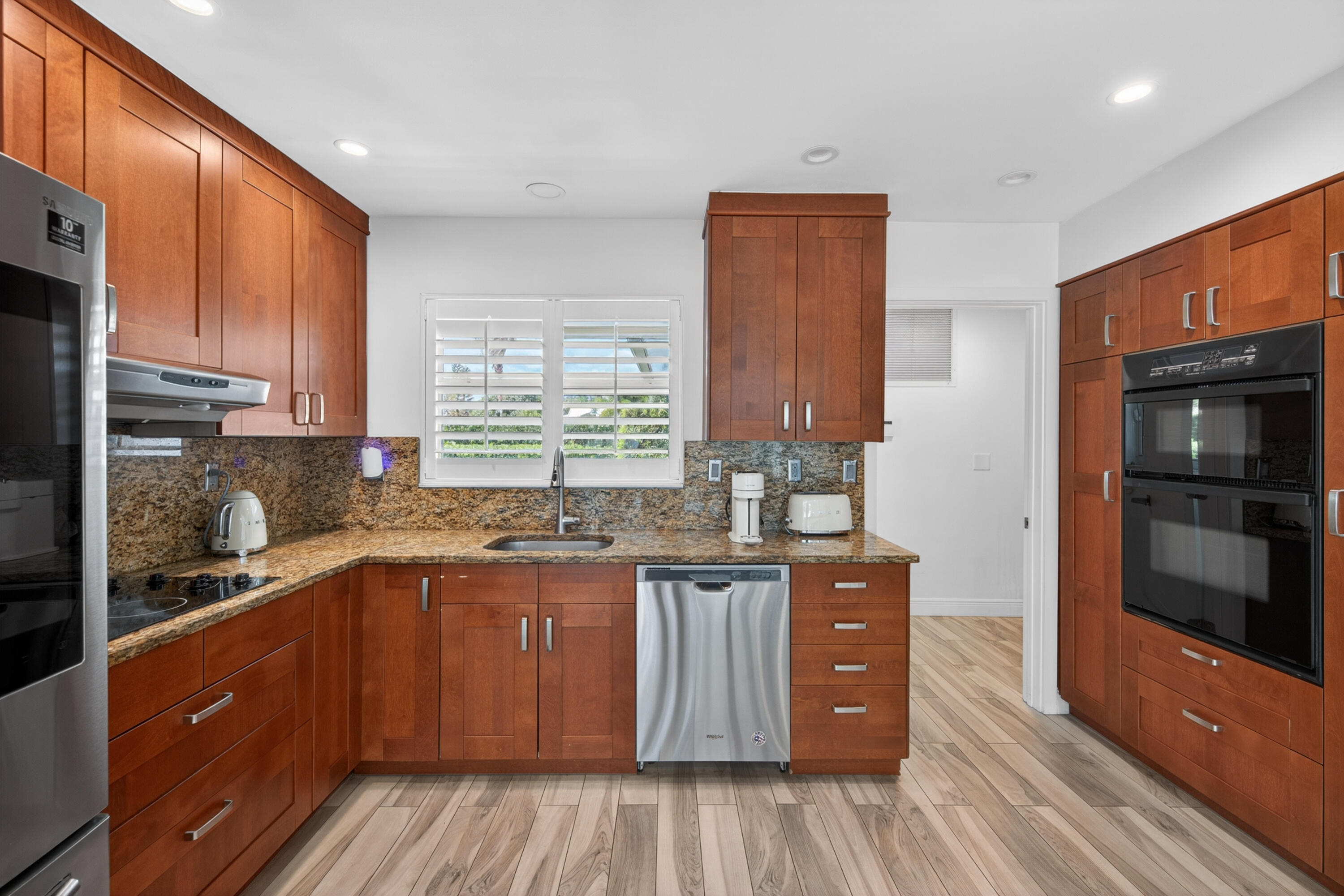 ROYAL OAK HILLS 2ND SEC - Residential