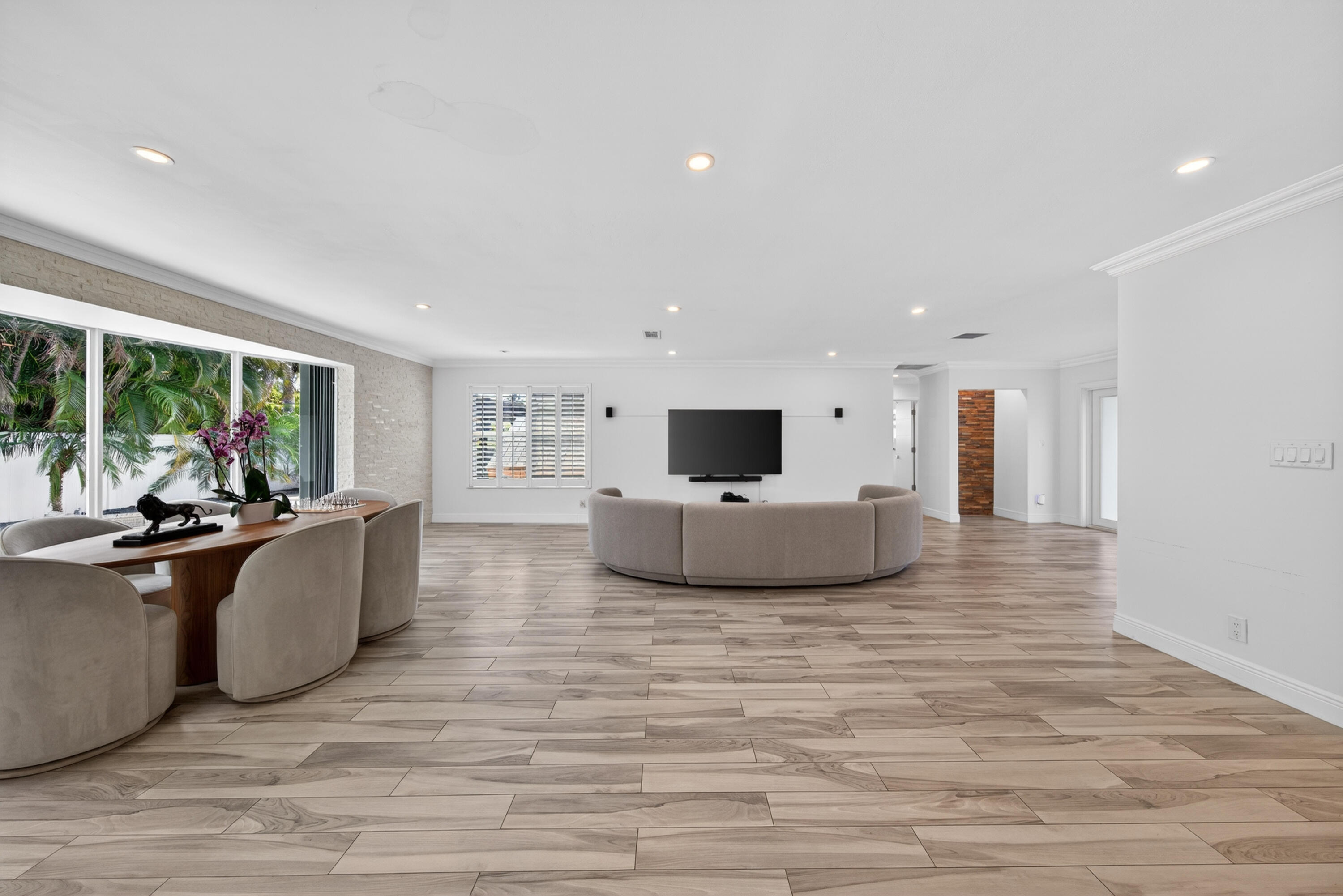 ROYAL OAK HILLS 2ND SEC - Residential