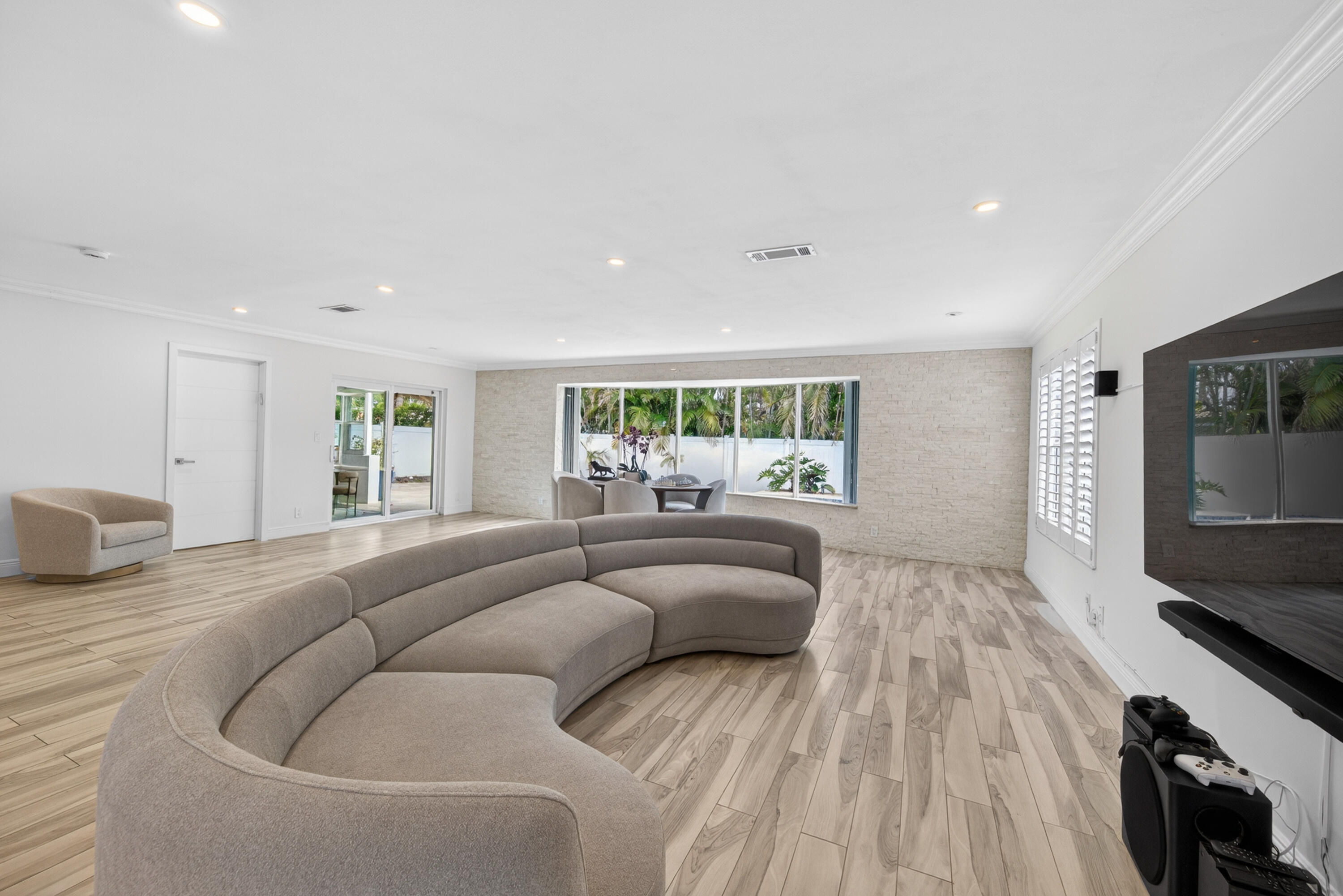 ROYAL OAK HILLS 2ND SEC - Residential