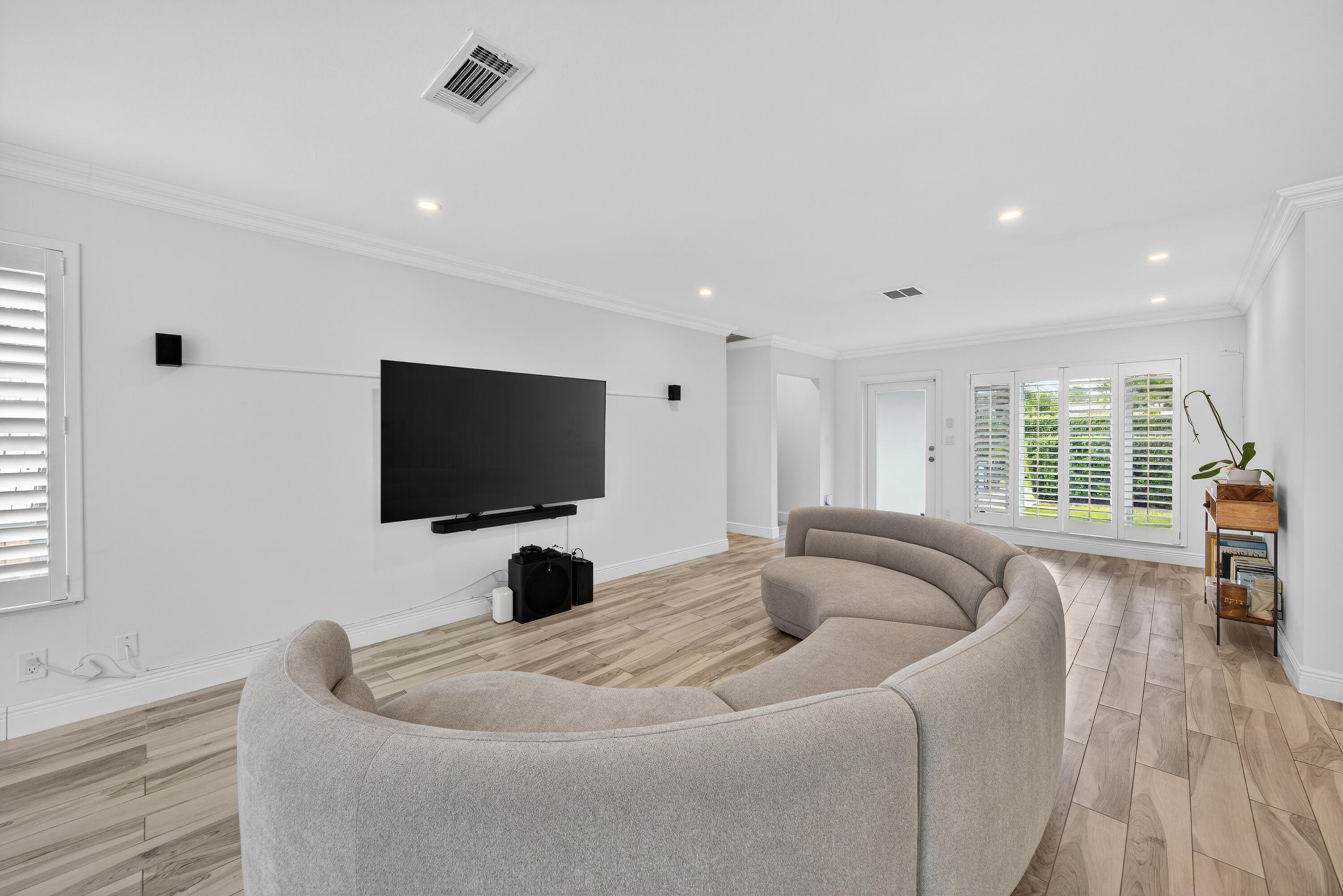 ROYAL OAK HILLS 2ND SEC - Residential