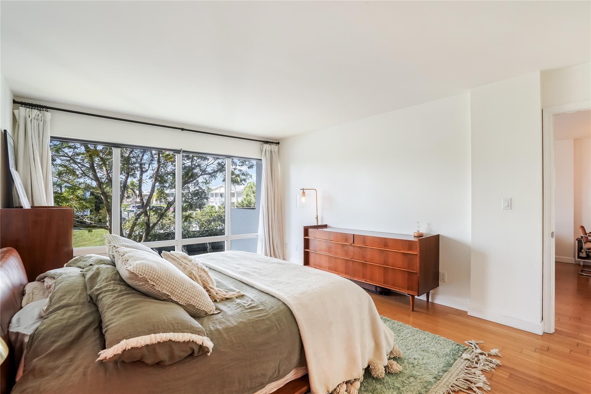 WATERFORD POINT - Residential