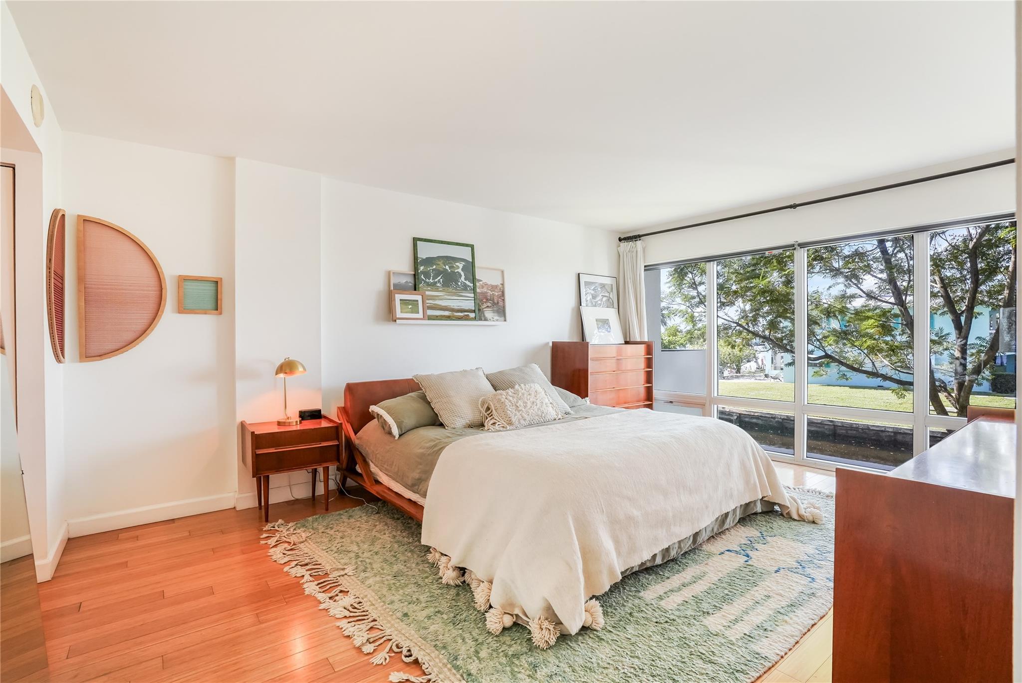 WATERFORD POINT - Residential