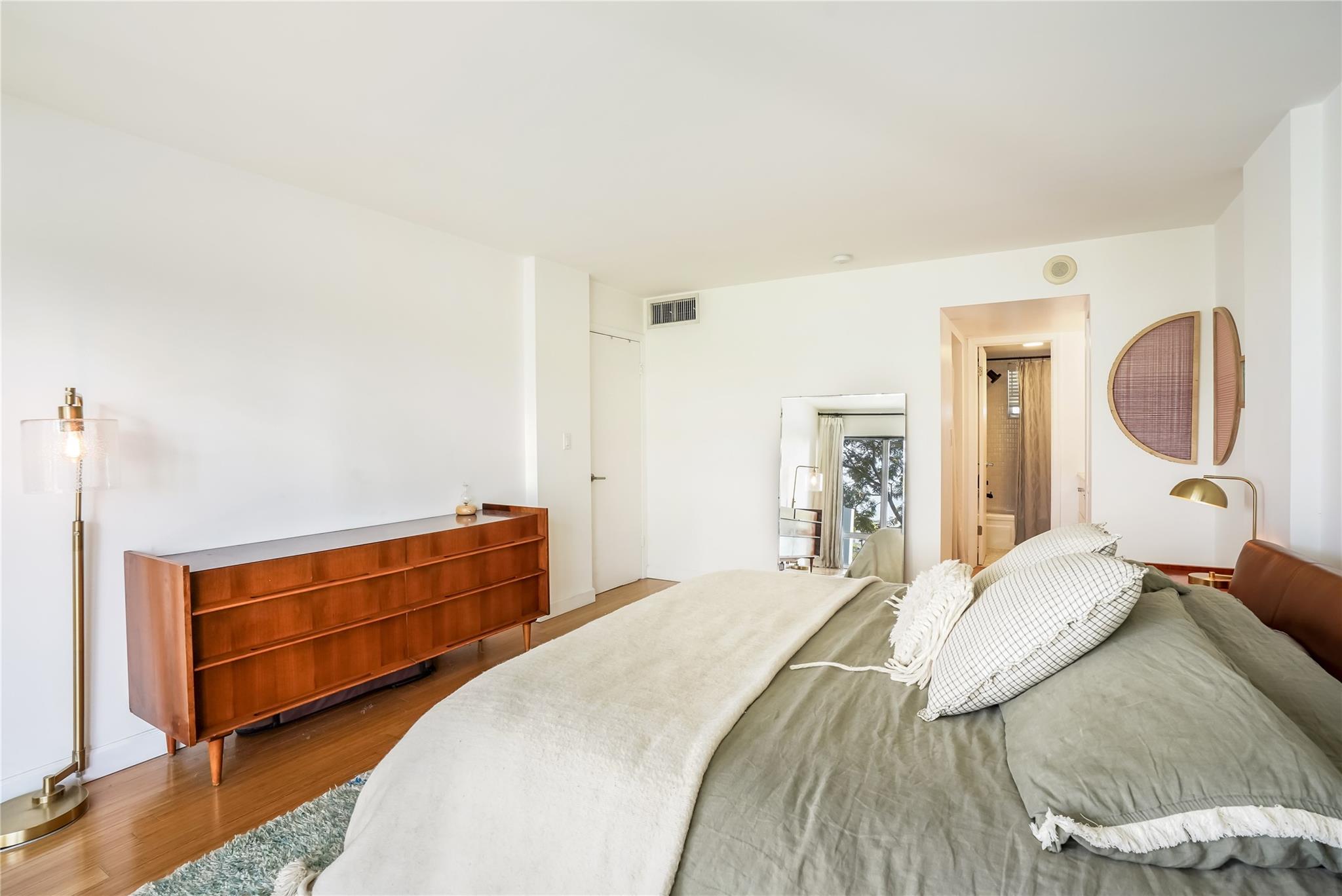 WATERFORD POINT - Residential