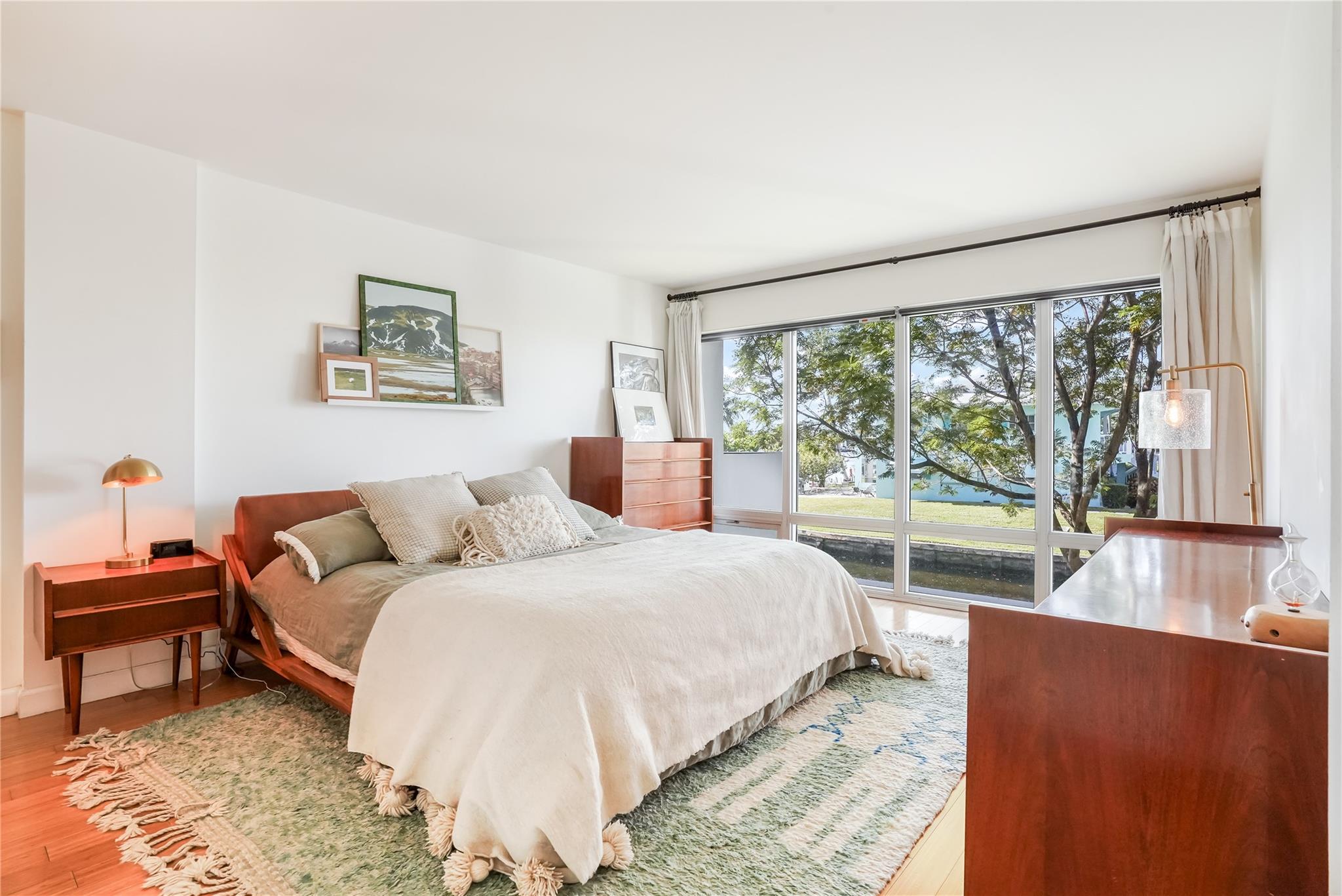 WATERFORD POINT - Residential