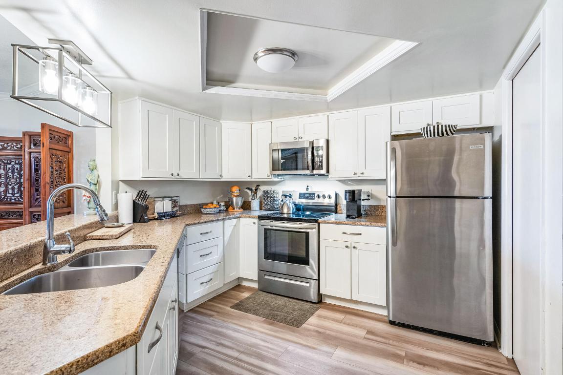 ''''''HARBOUR SIDE YACHT CLUB, INC'''''' - Residential