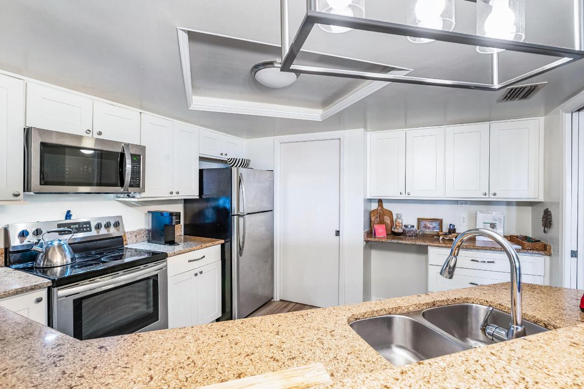 ''''''HARBOUR SIDE YACHT CLUB, INC'''''' - Residential