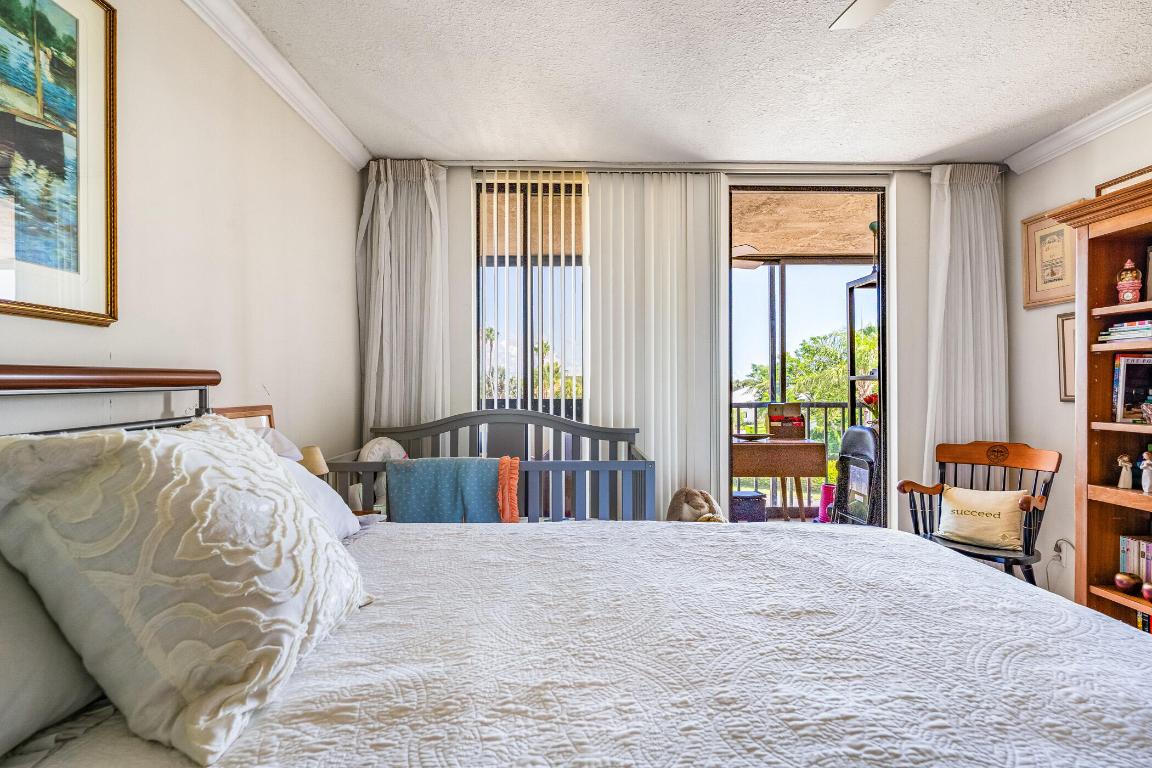 ''''''HARBOUR SIDE YACHT CLUB, INC'''''' - Residential