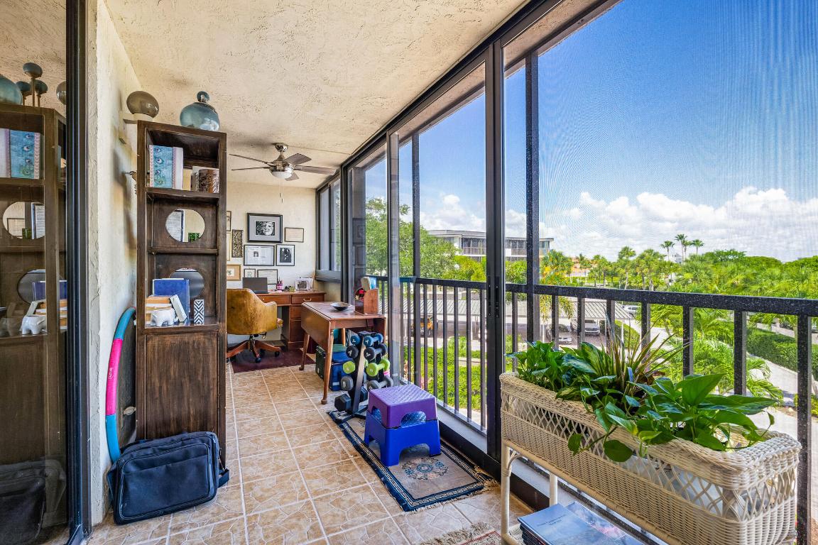 ''''''HARBOUR SIDE YACHT CLUB, INC'''''' - Residential