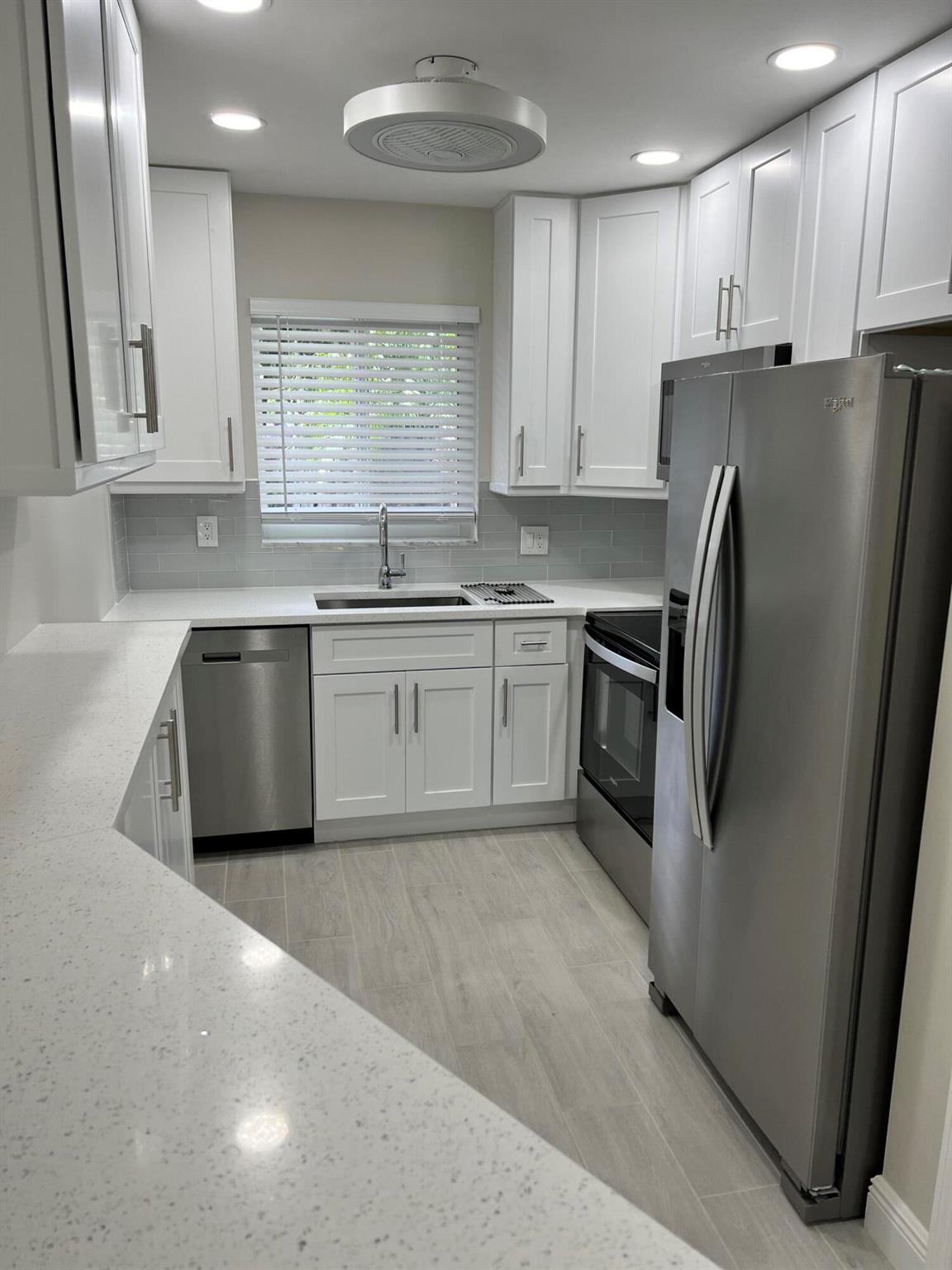Newly renovated condo in the heart of Tequesta! Experience stylish coastal living in this beautifully updated condo, located in a quiet and highly desirable Tequesta Neighborhood. This move-in-ready condo features brand-new renovations including stainless-steel appliances, quartz countertops, new cabinetry and sleek porcelain tile flooring throughout. Enjoy resort-style amenities with access to two community pools, including one heated-perfect for relaxing year-round. This condo is a perfect blend of comfort, quality, and location in the heart of Tequesta!