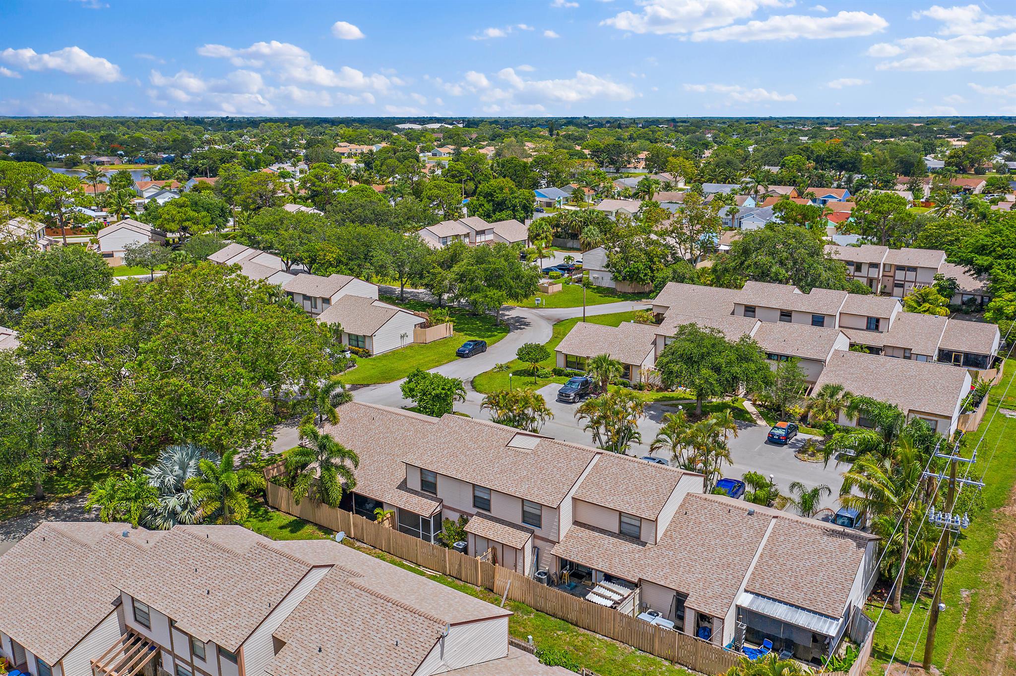 JUPITER VILLAGE TOWNHOMES - Residential Lease