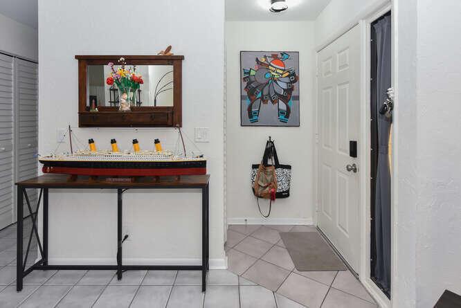 JUPITER VILLAGE TOWNHOMES - Residential Lease