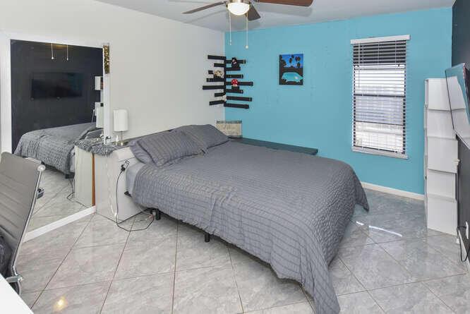 JUPITER VILLAGE TOWNHOMES - Residential Lease