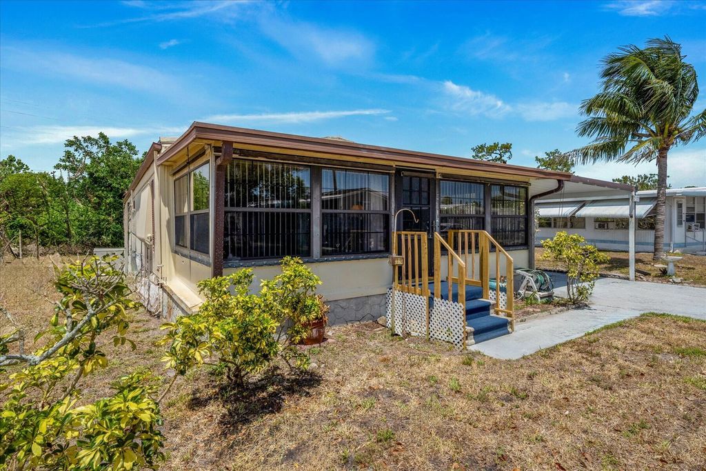 Photo of 2520 SE Penny Lane, Stuart, FL 34996 (MLS # R10984267)