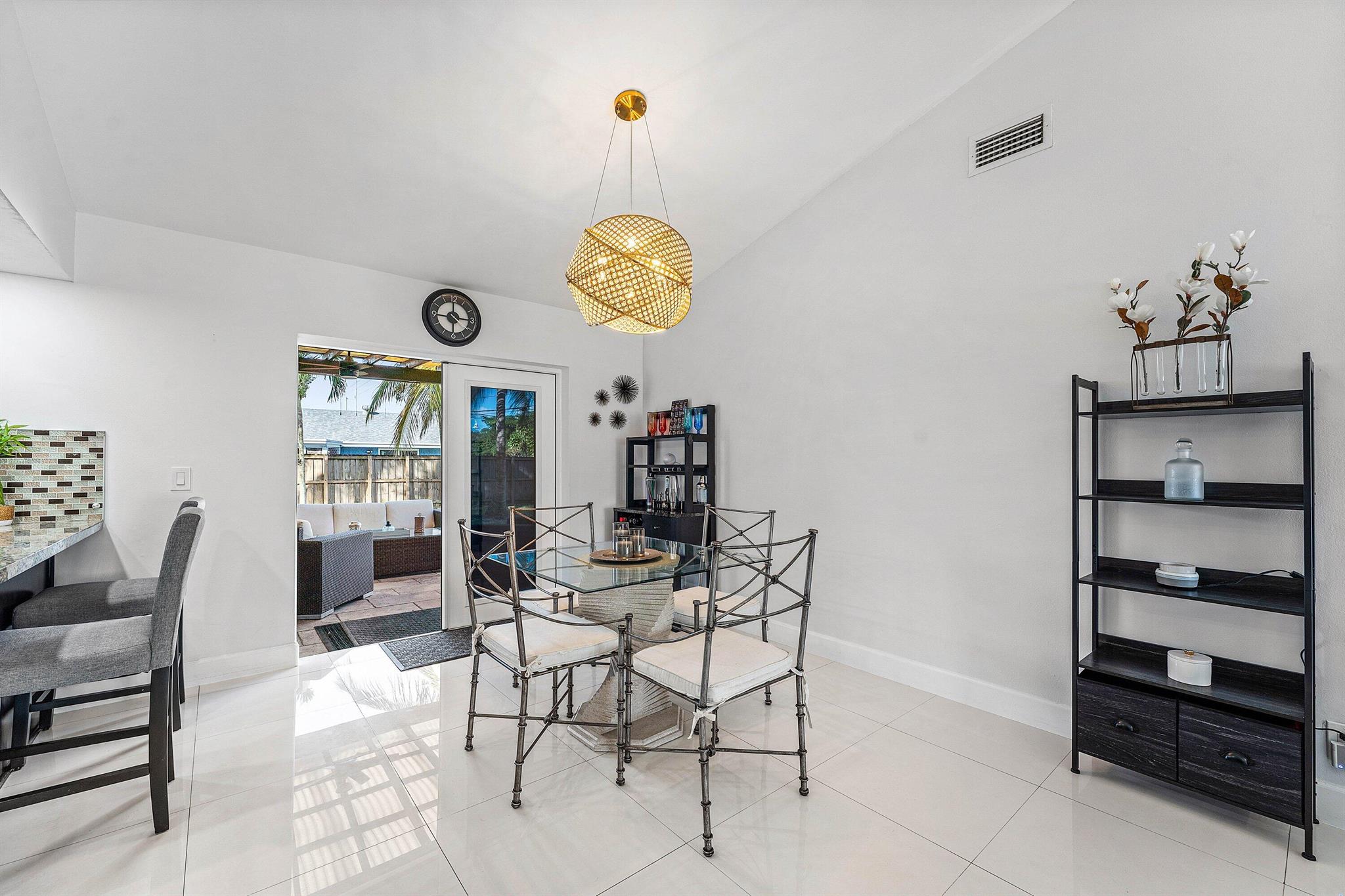 NORTH LAUDERDALE LANDINGS - Residential