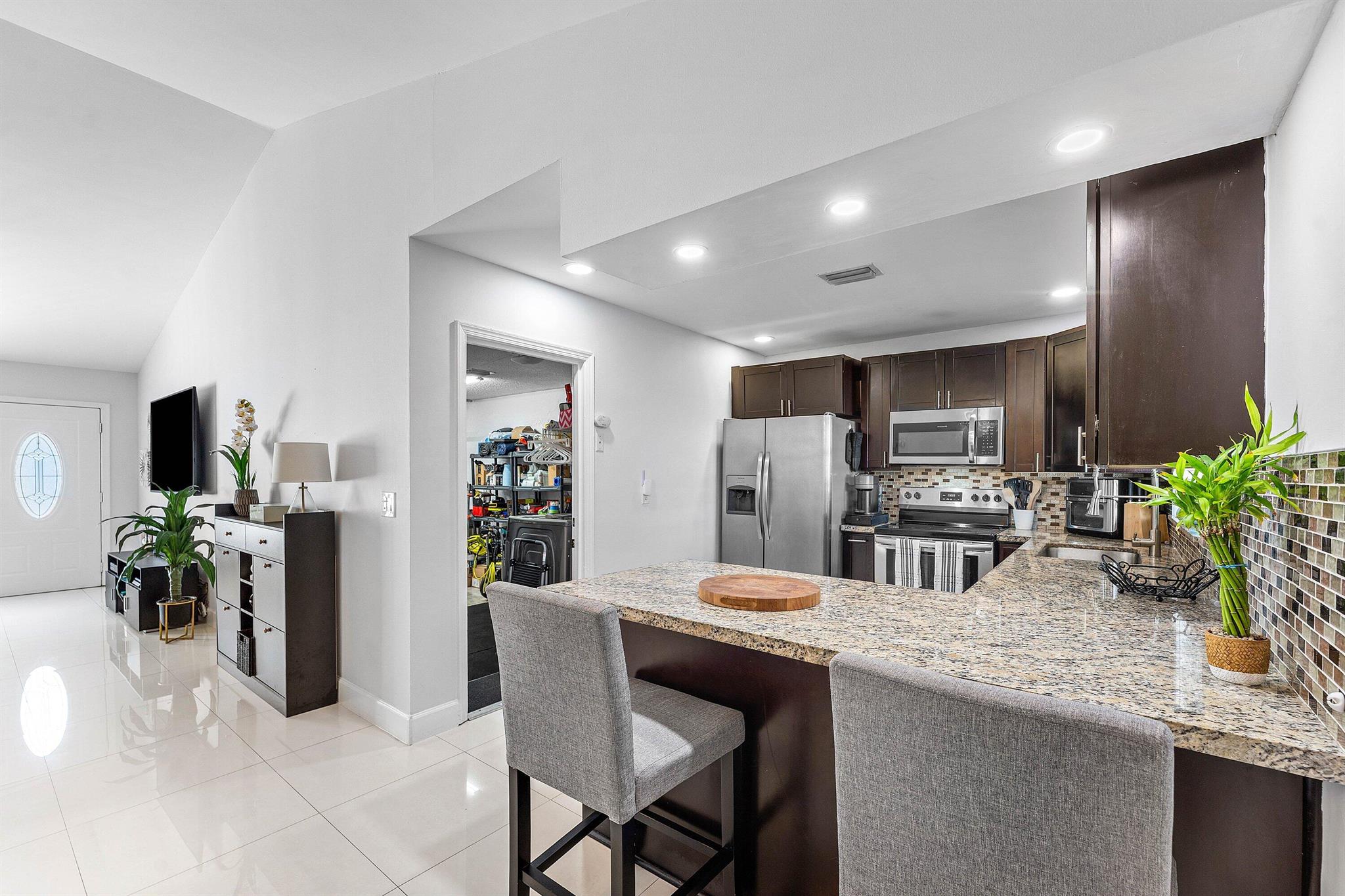 NORTH LAUDERDALE LANDINGS - Residential