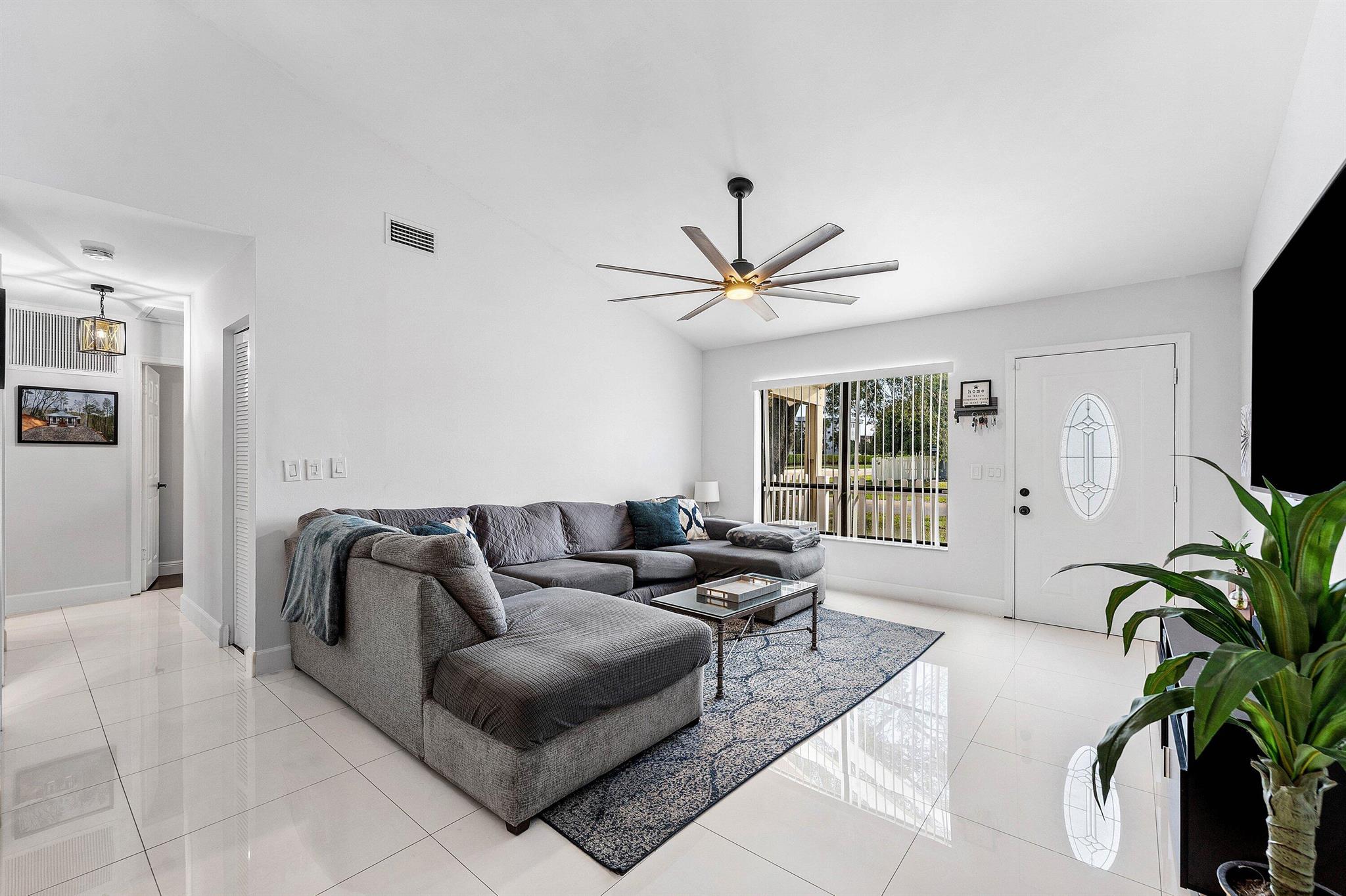 NORTH LAUDERDALE LANDINGS - Residential