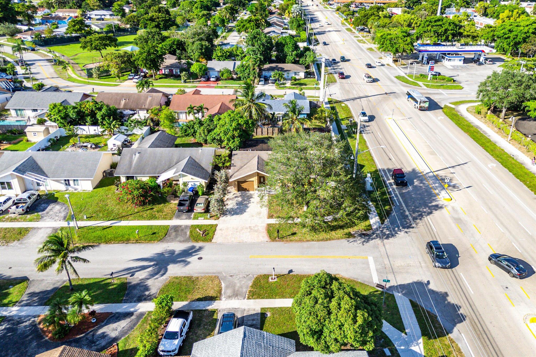 NORTH LAUDERDALE LANDINGS - Residential