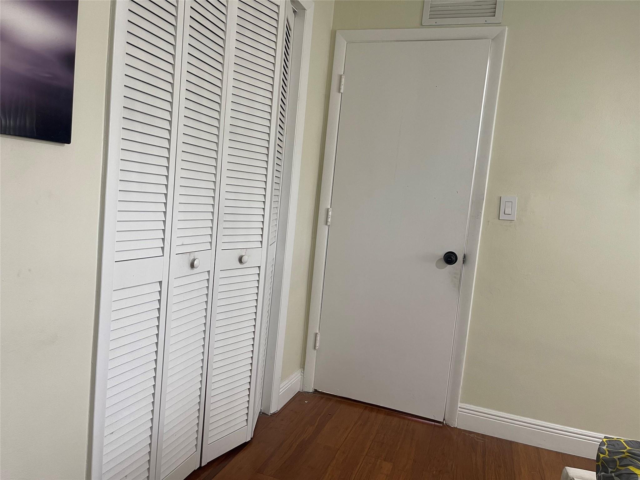 SUNRISE GOLF VILLAGE SEC. NINE - Residential Lease