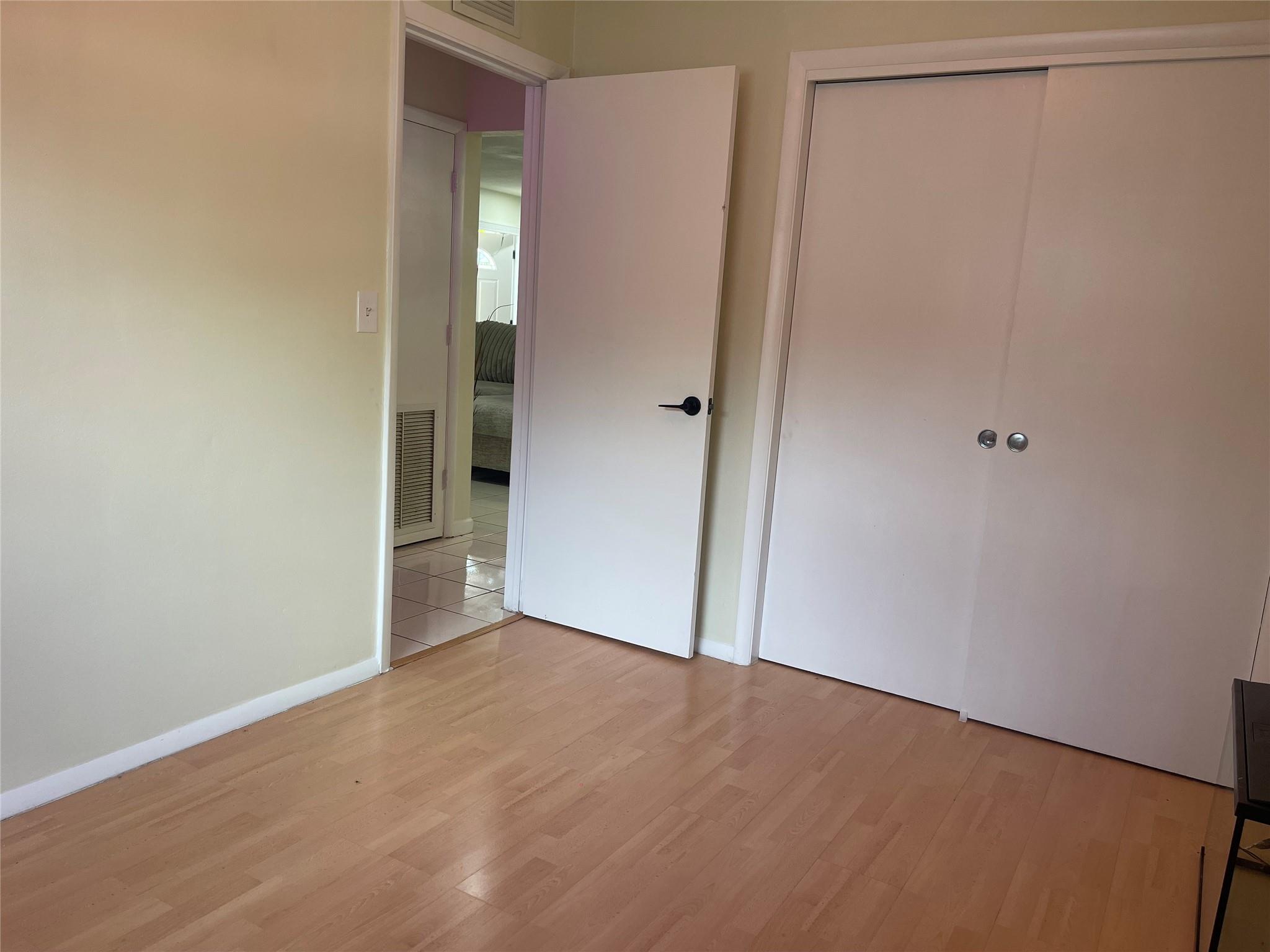 SUNRISE GOLF VILLAGE SEC. NINE - Residential Lease