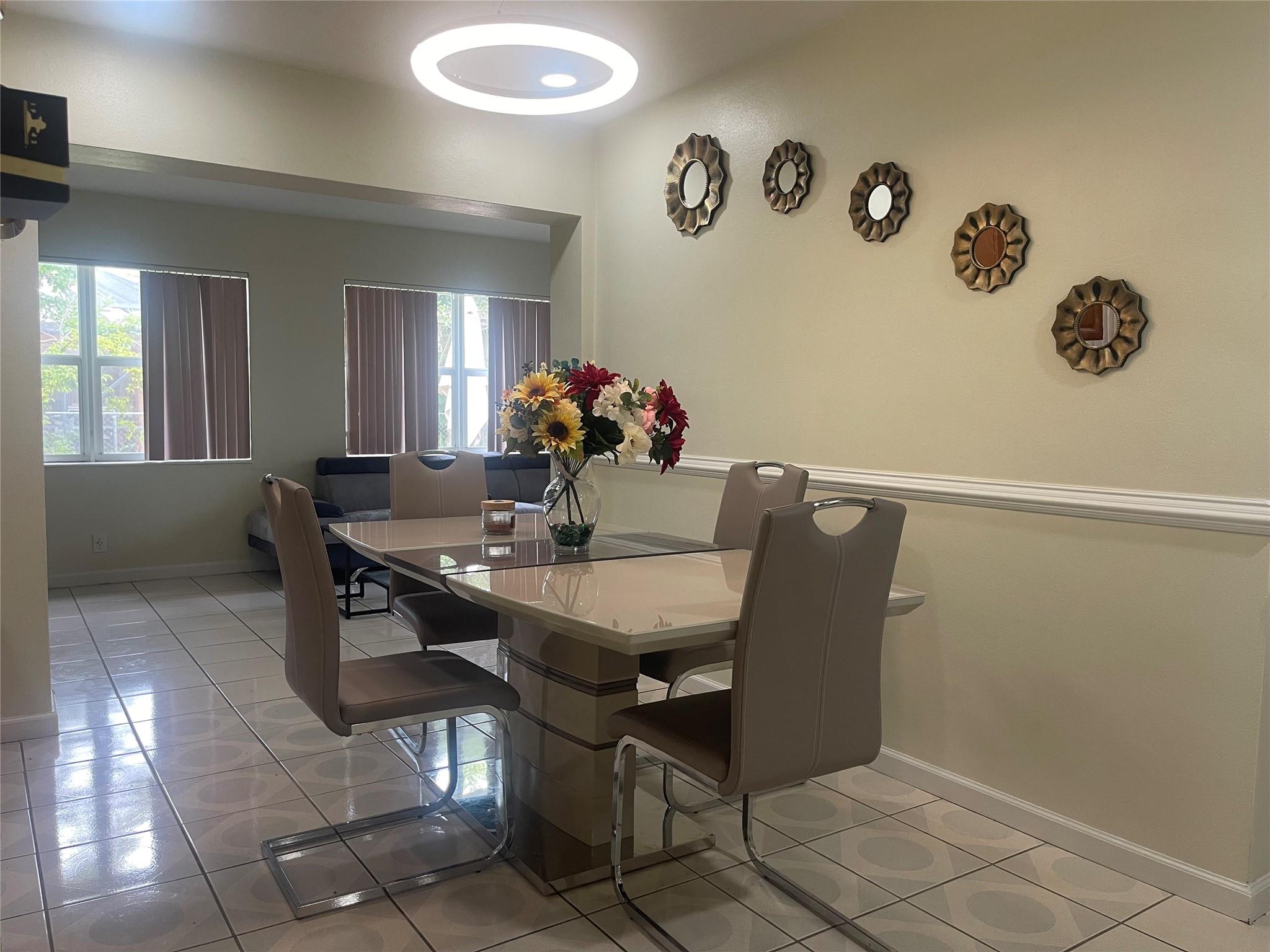 SUNRISE GOLF VILLAGE SEC. NINE - Residential Lease