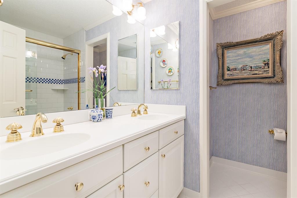 AUSTRALIAN OF PALM BEACH CONDO - Residential