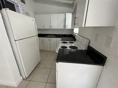 Lauderdale Manors Amd Res - Residential Lease