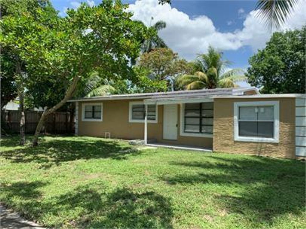 Photo of 1729 NW 16th Ave, Fort Lauderdale, FL 33311 (MLS # F10534544)