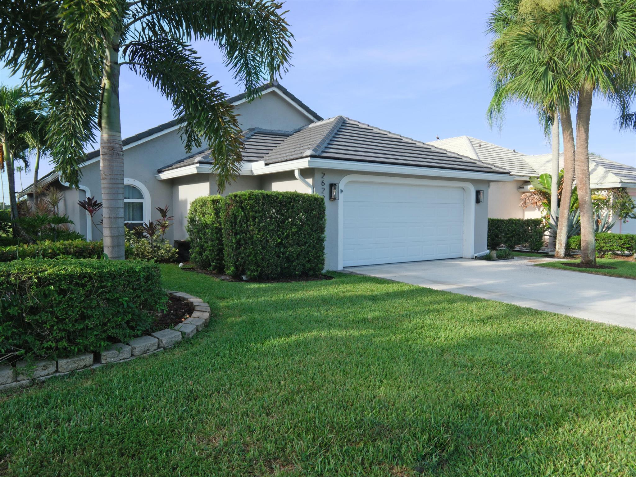 LAKEFIELD OF THE LANDINGS - Residential