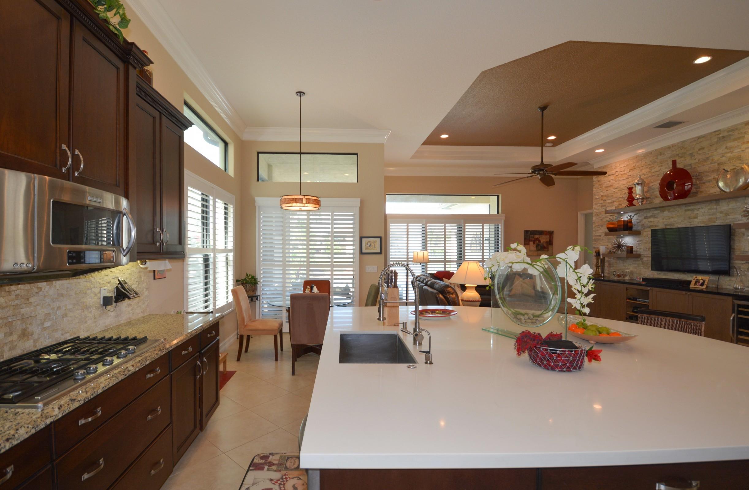 THE BRIDGES - Residential