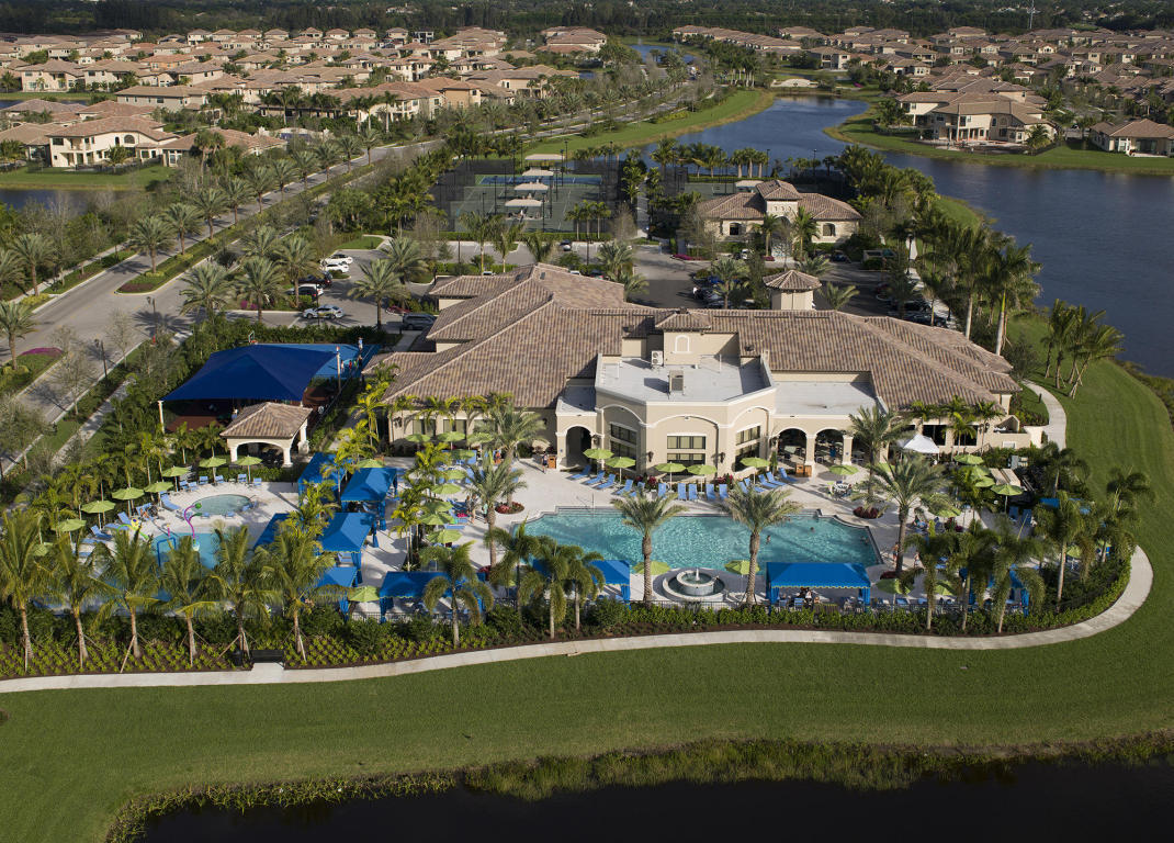 THE BRIDGES - Residential