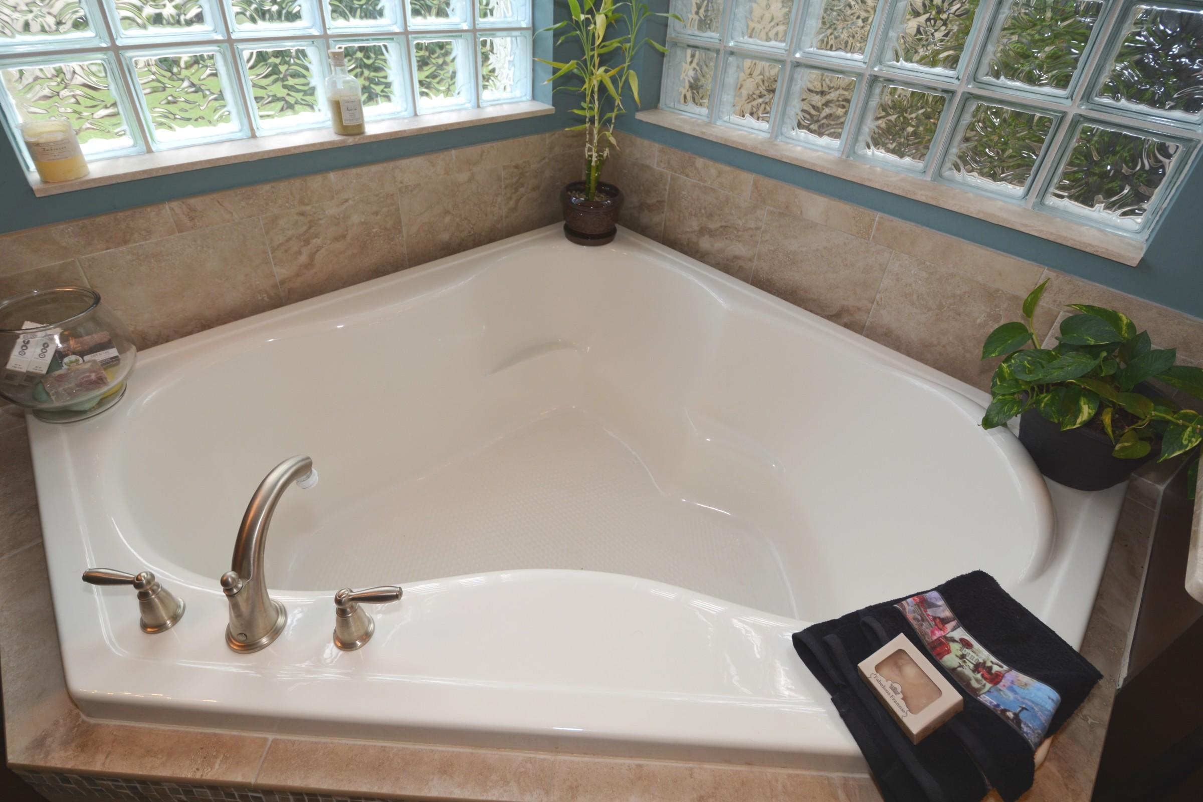 THE BRIDGES - Residential