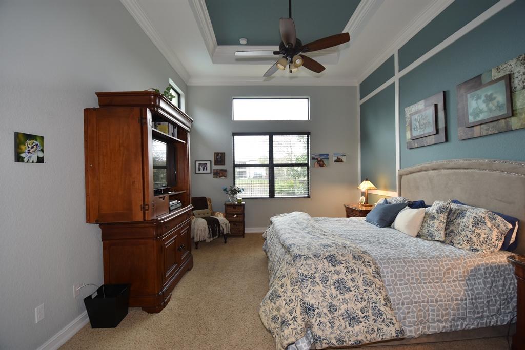 THE BRIDGES - Residential