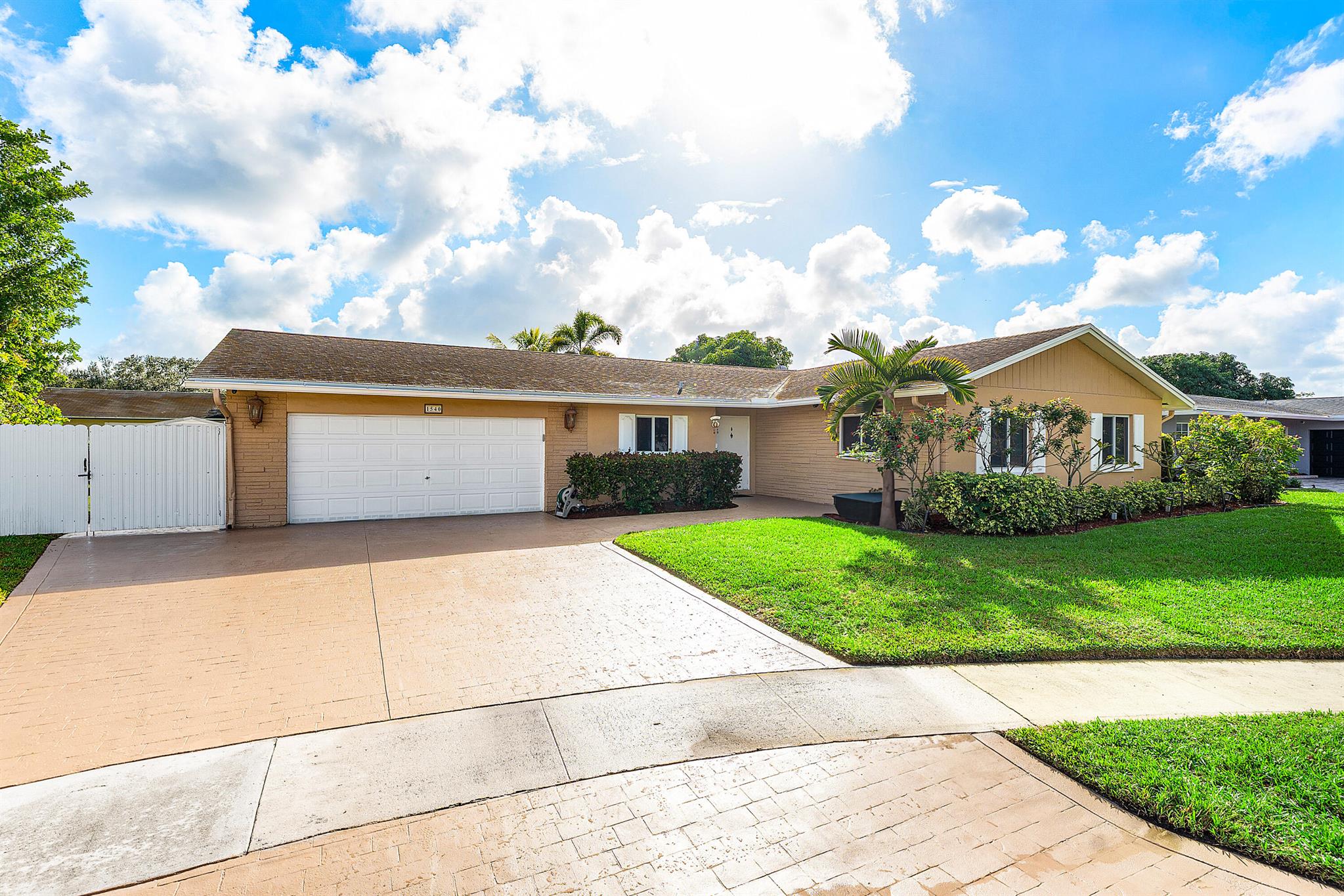 PLANTATION LANDINGS - Residential