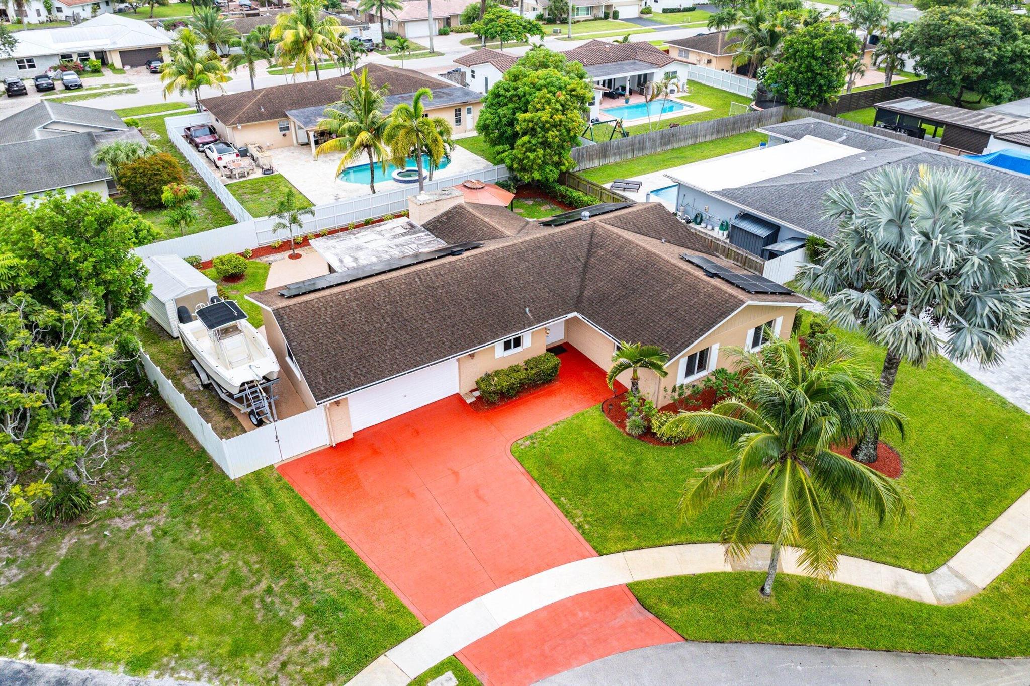 PLANTATION LANDINGS - Residential