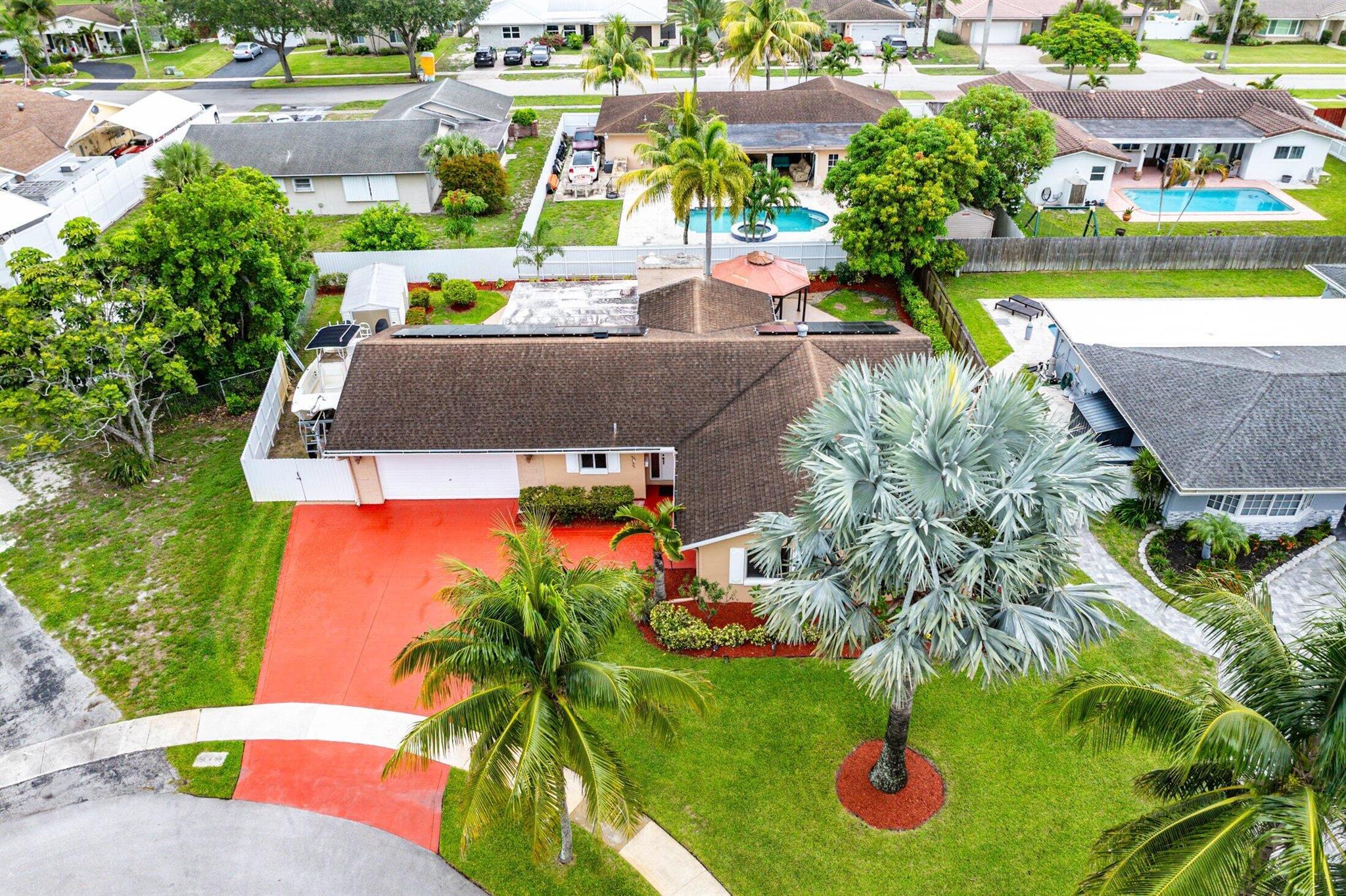PLANTATION LANDINGS - Residential