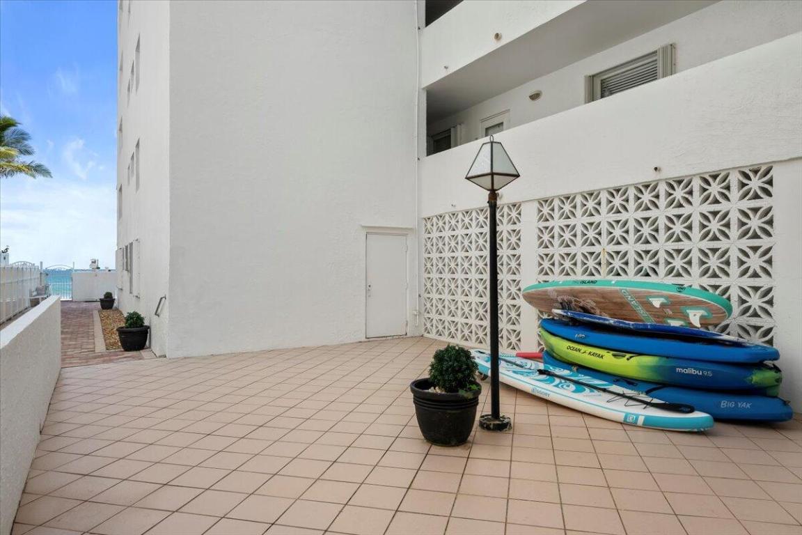 HORIZON EAST CONDO - Residential