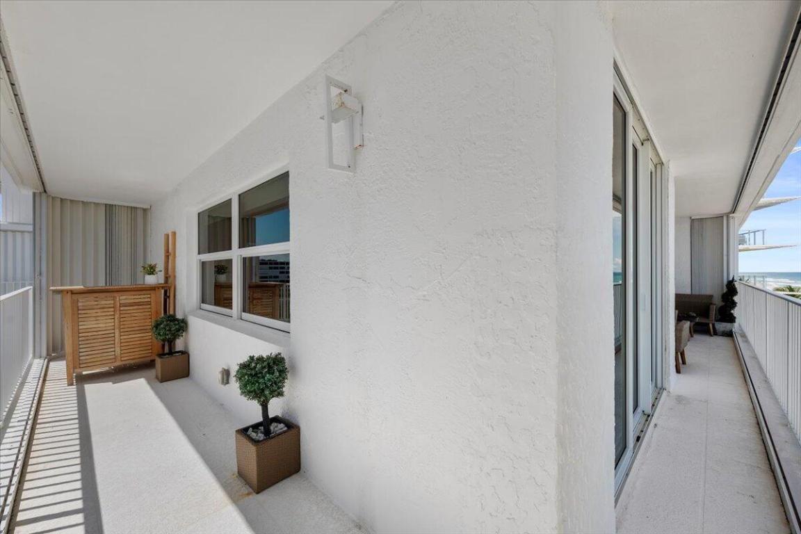 HORIZON EAST CONDO - Residential